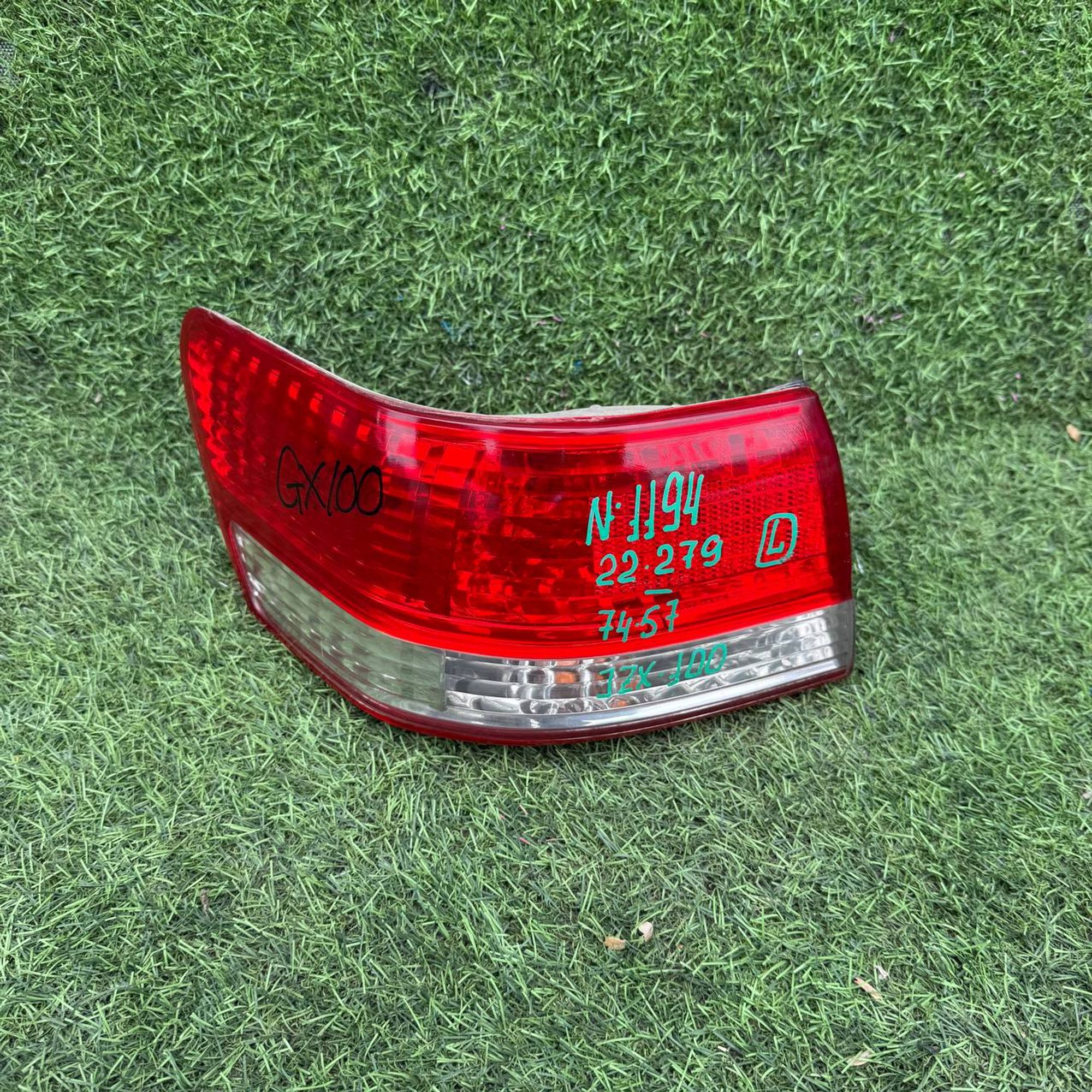 1194 Фонарь задний левый TOYOTA MARK II GZX100, 8500 рублей, Невинномысск