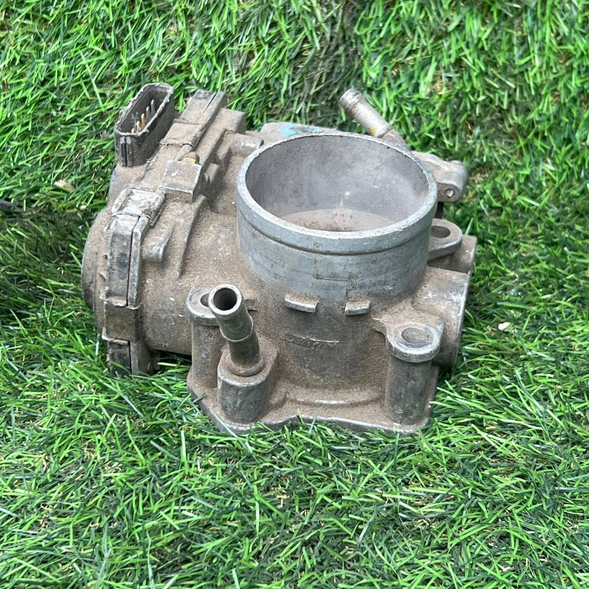 https://ycs.partsauto.market/partsauto-images/thmbs/userImages/772e461030aea93f4dbb6447c0f924d3/part/3a220920-aa5d-4722-a81b-b0f57cfe6e39_1755697731311.jpg