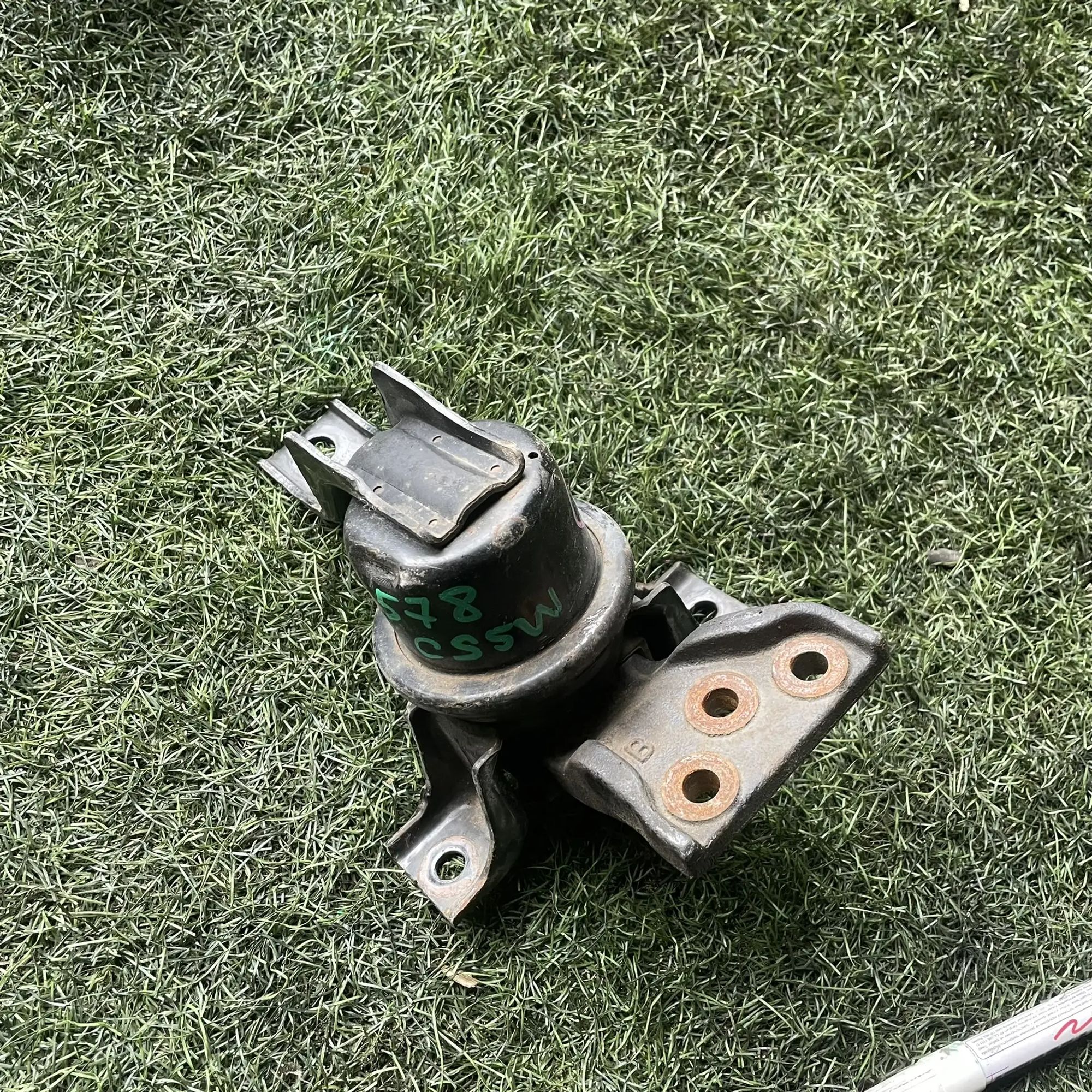 https://ycs.partsauto.market/partsauto-images/thmbs/userImages/772e461030aea93f4dbb6447c0f924d3/part/3a7db538-e314-4fd8-9d57-559306c7e44a_1776939231866.jpg