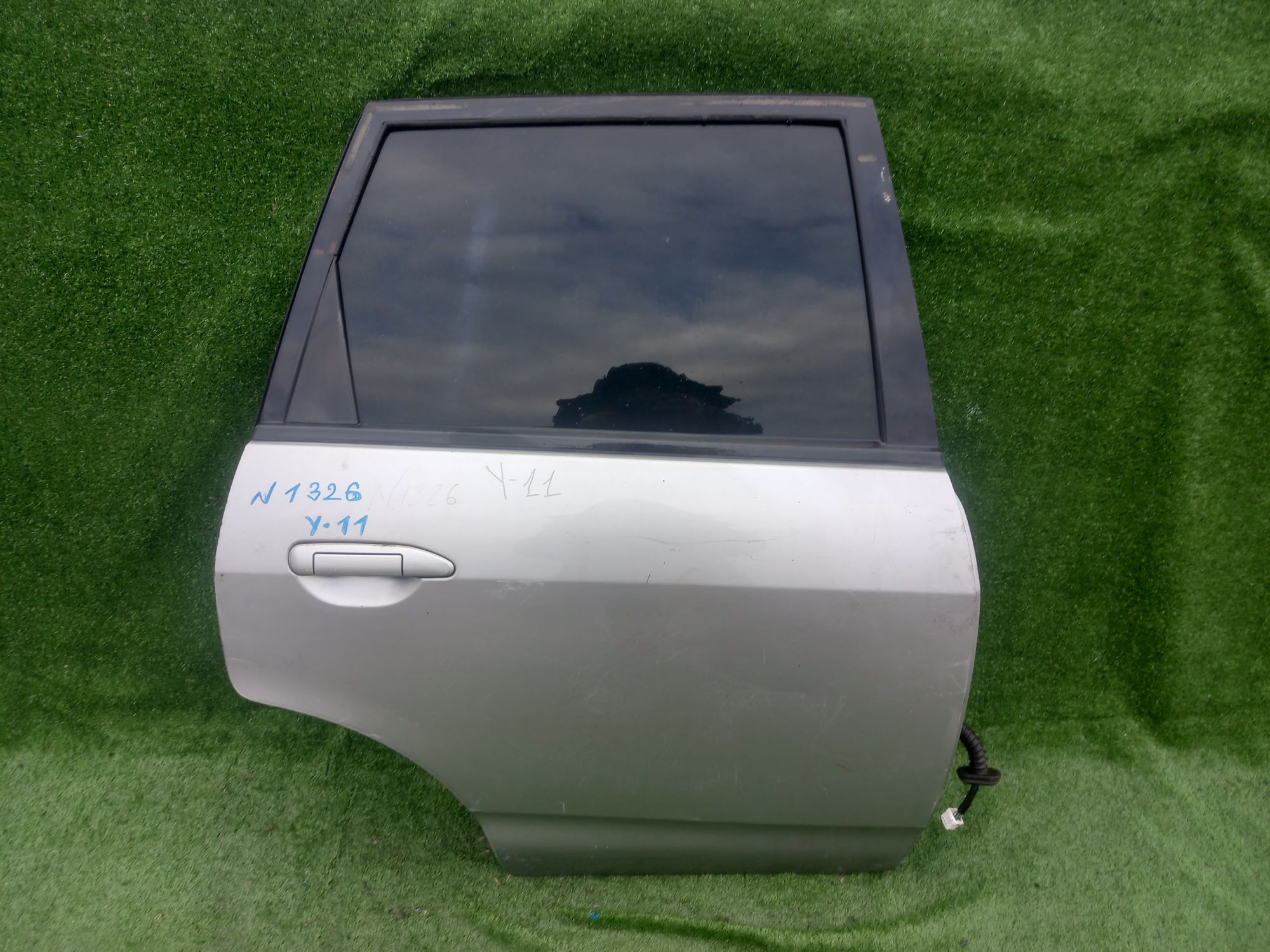 1326 дверь на NISSAN WINGROAD Y11, 9500 рублей, Невинномысск