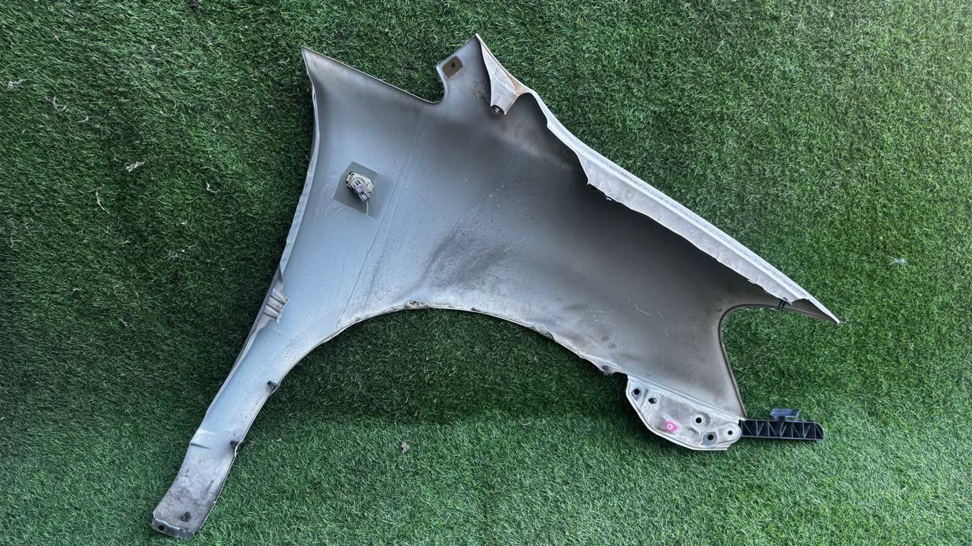 https://ycs.partsauto.market/partsauto-images/thmbs/userImages/772e461030aea93f4dbb6447c0f924d3/part/3a98bdb8-788d-4f9e-912c-d9e1815baac6_1733233074483.jpg