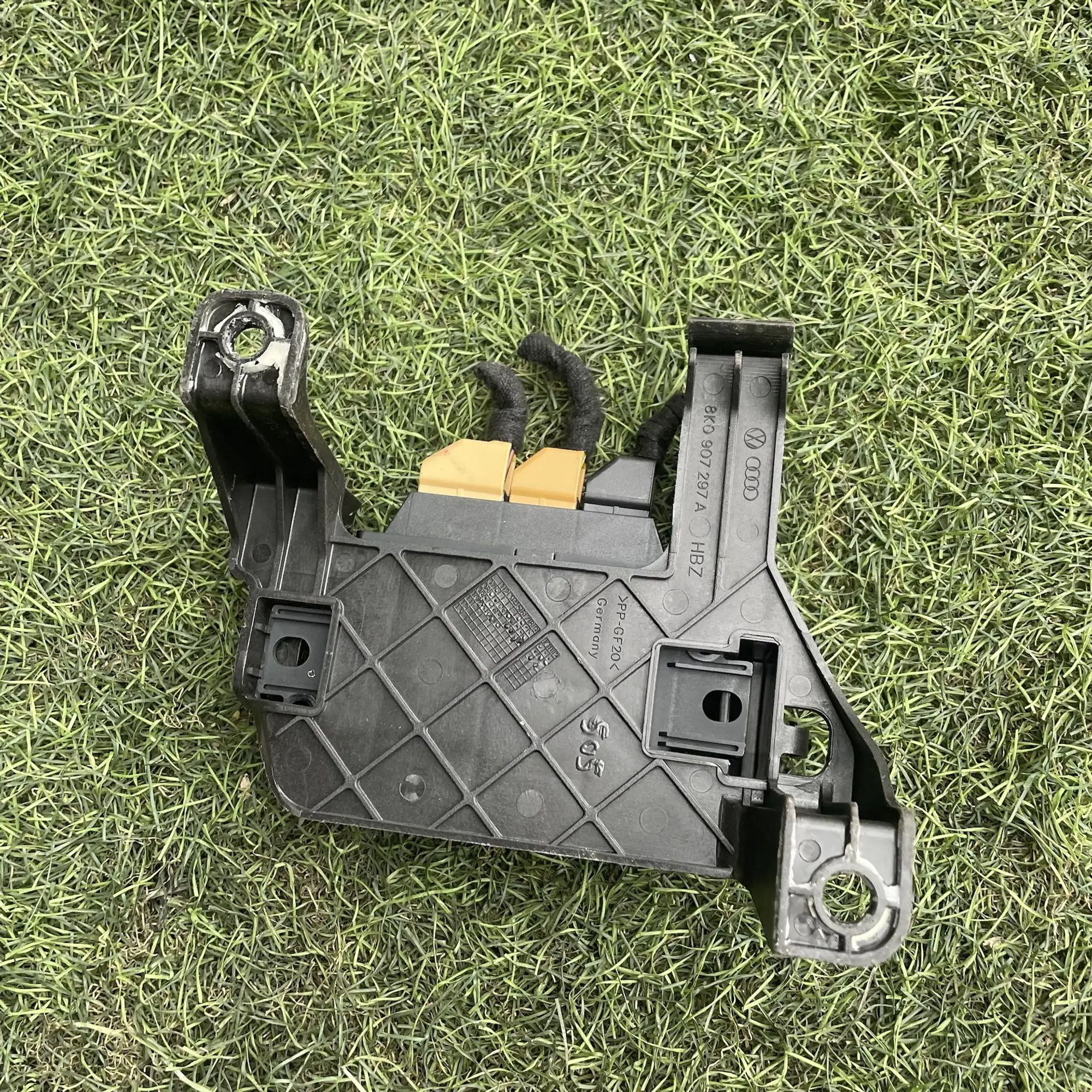https://ycs.partsauto.market/partsauto-images/thmbs/userImages/772e461030aea93f4dbb6447c0f924d3/part/3af8c544-4880-4132-a10a-c0c436e45437_1779104765570.jpg