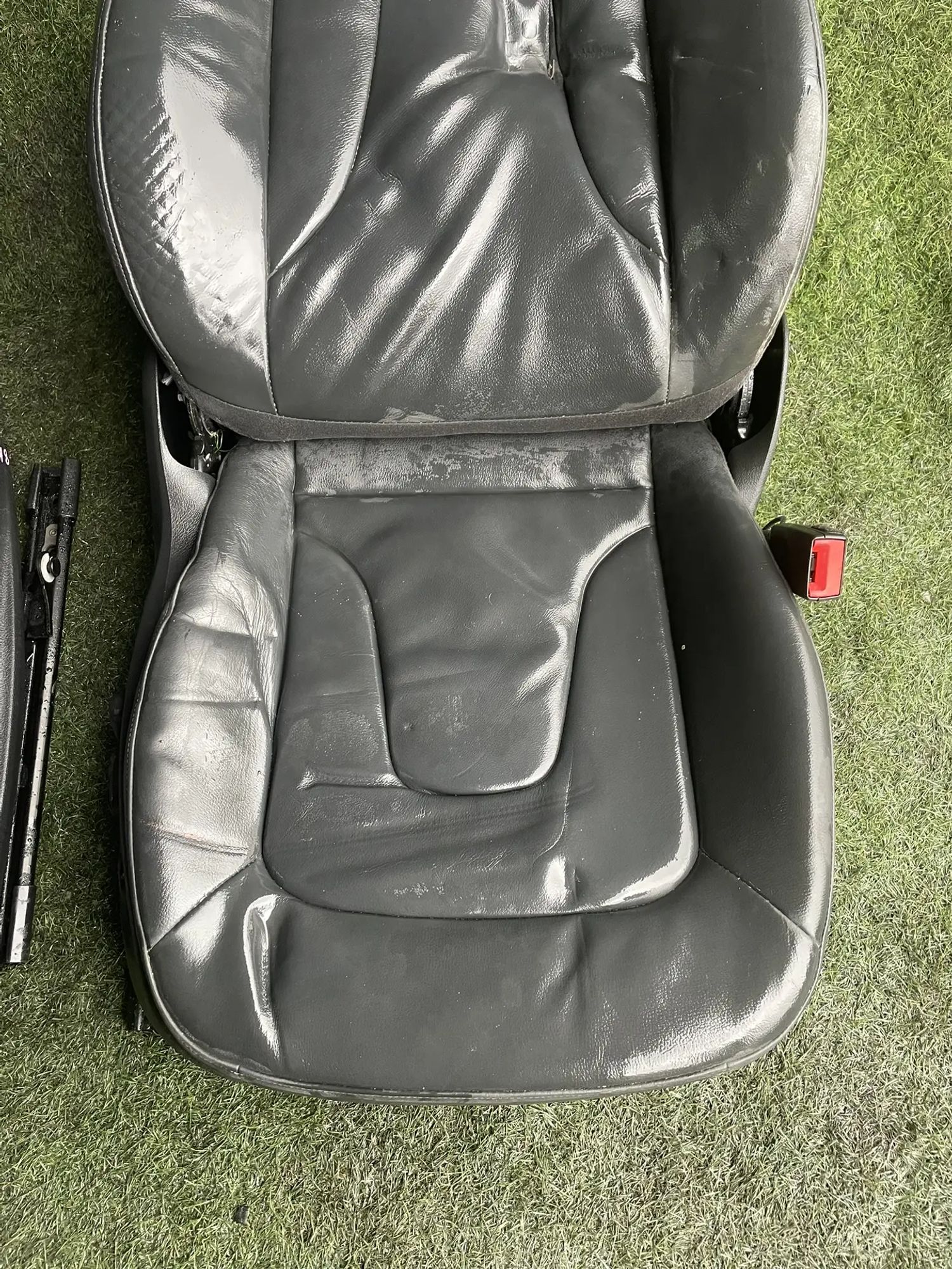 https://ycs.partsauto.market/partsauto-images/thmbs/userImages/772e461030aea93f4dbb6447c0f924d3/part/3b4830d8-bb18-4dad-bf53-f0c522acc199_1777967835387.jpg