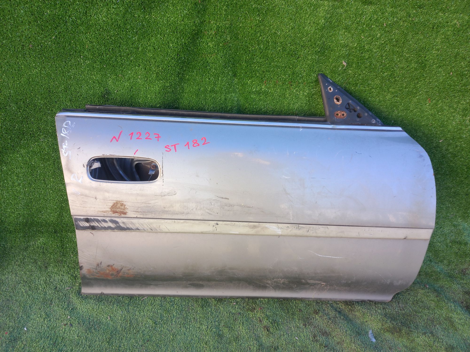 1227 дверь на TOYOTA CARINA ED ST182, 6500 рублей, Невинномысск