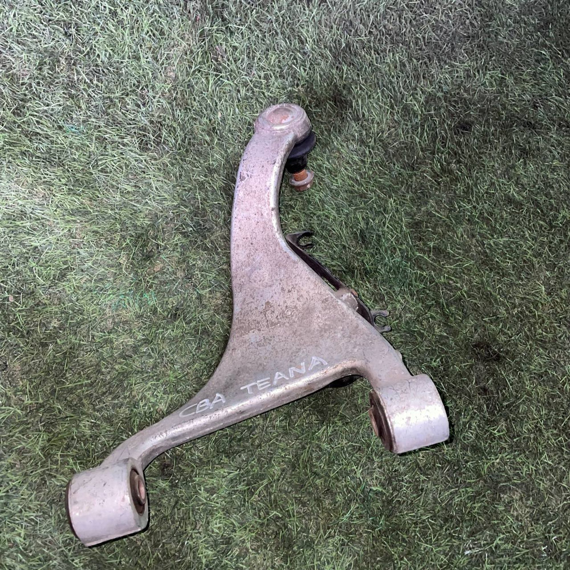 160 Рычаг задний левый нижний NISSAN TEANA J31, 4000 рублей, Невинномысск