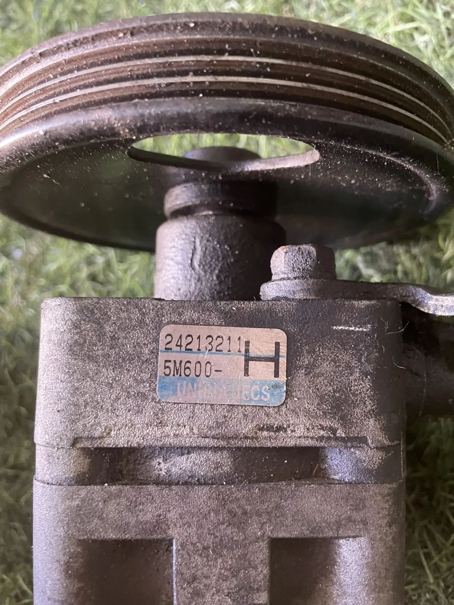 https://ycs.partsauto.market/partsauto-images/thmbs/userImages/772e461030aea93f4dbb6447c0f924d3/part/3bc05743-3bc3-4777-95ed-23076de9c1b5_1775885959801.jpg