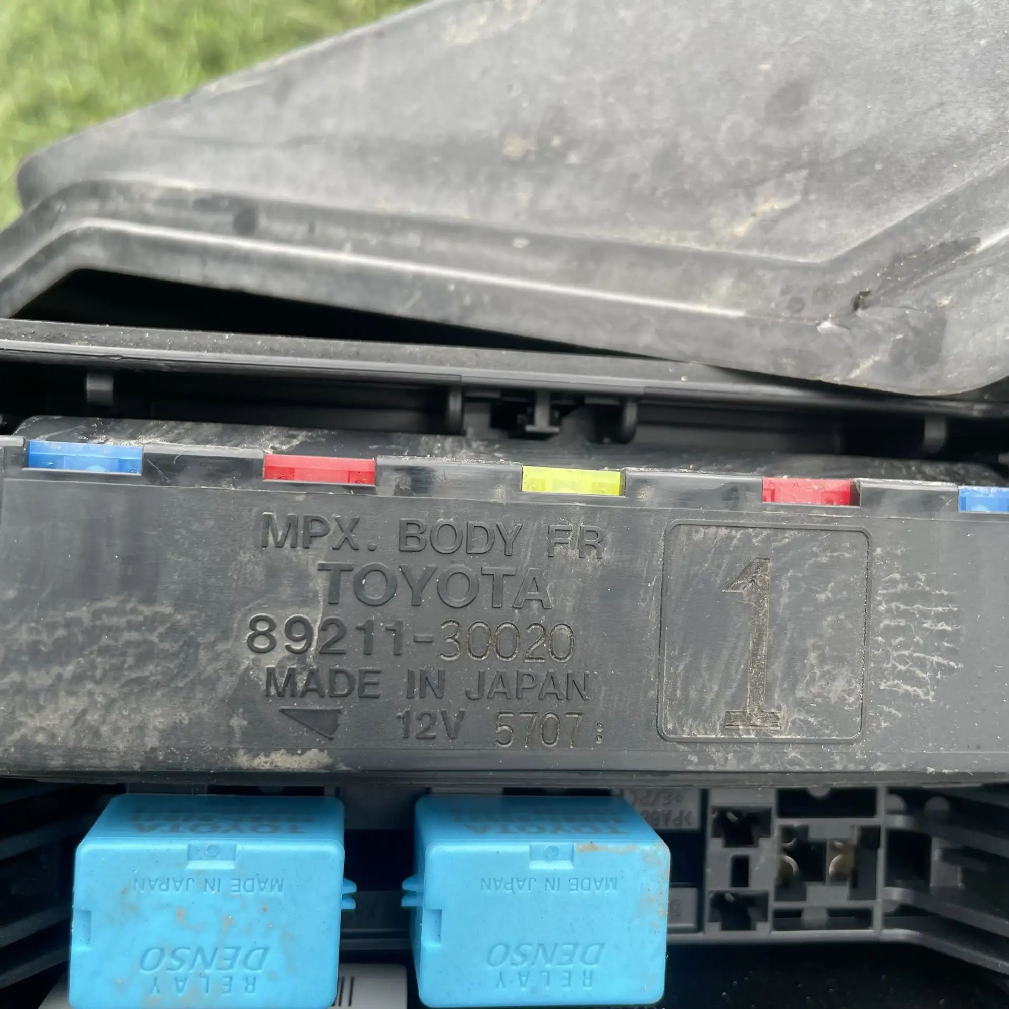 https://ycs.partsauto.market/partsauto-images/thmbs/userImages/772e461030aea93f4dbb6447c0f924d3/part/3bd33f9a-bea4-4503-ad68-88e31a40dbed_1779103028460.jpg