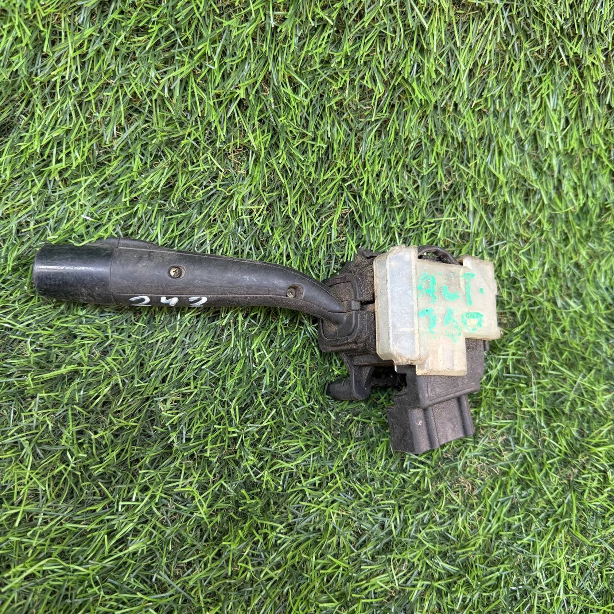 243 Подрулевой переключатель дворников Toyota AZT250, 1 рублей, Невинномысск