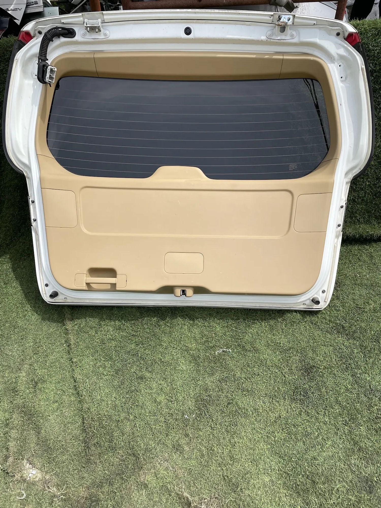 https://ycs.partsauto.market/partsauto-images/thmbs/userImages/772e461030aea93f4dbb6447c0f924d3/part/3c9b446b-ceaa-42da-9980-57ad418007c7_1778747988536.jpg
