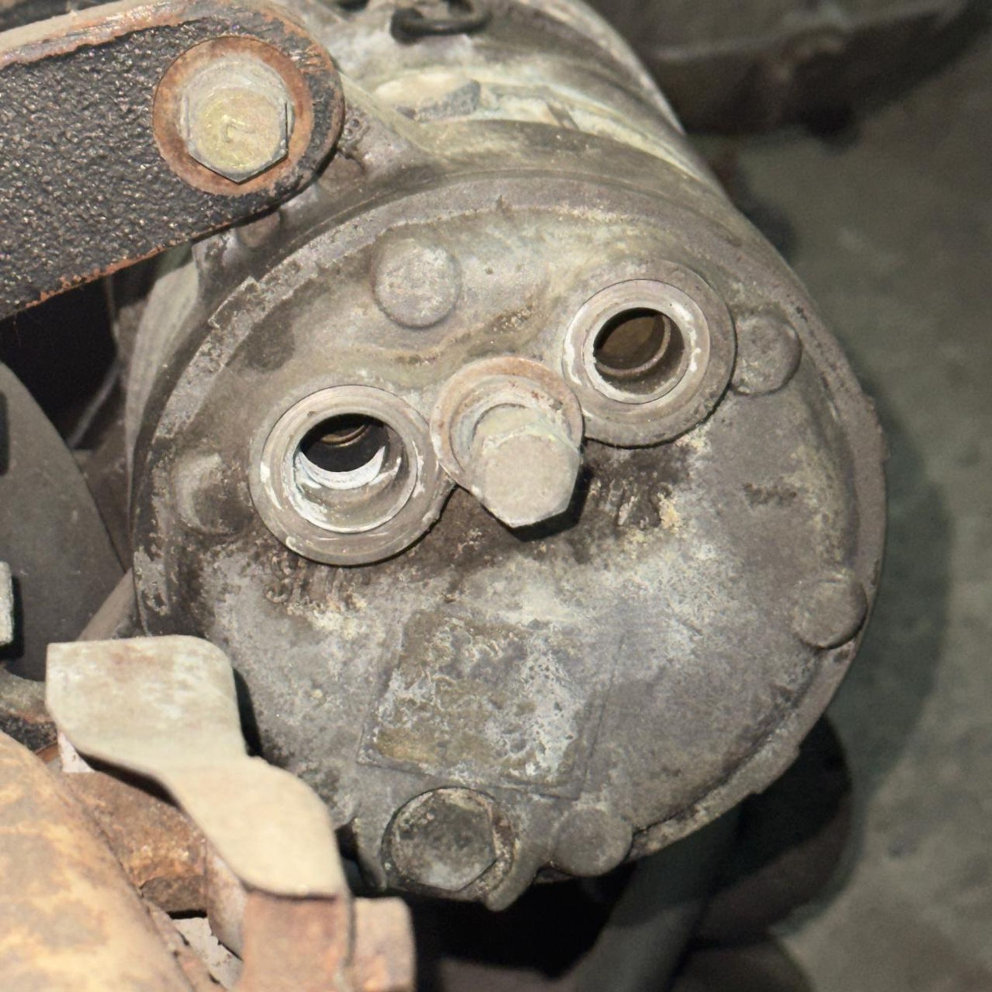 283 двигатель ISUZU 4JB1, 320000 рублей, Невинномысск