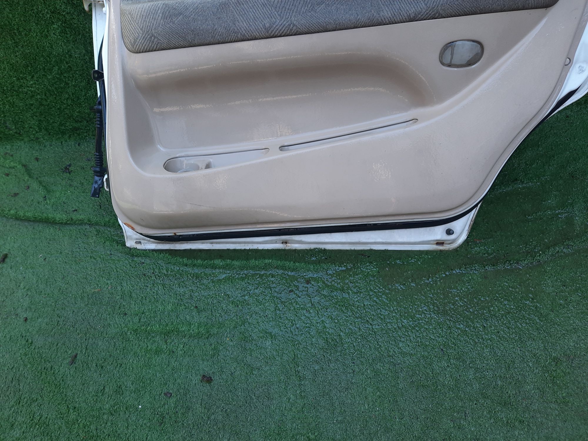 862 дверь на MITSUBISHI CHARIOT N84W, 6500 рублей, Невинномысск