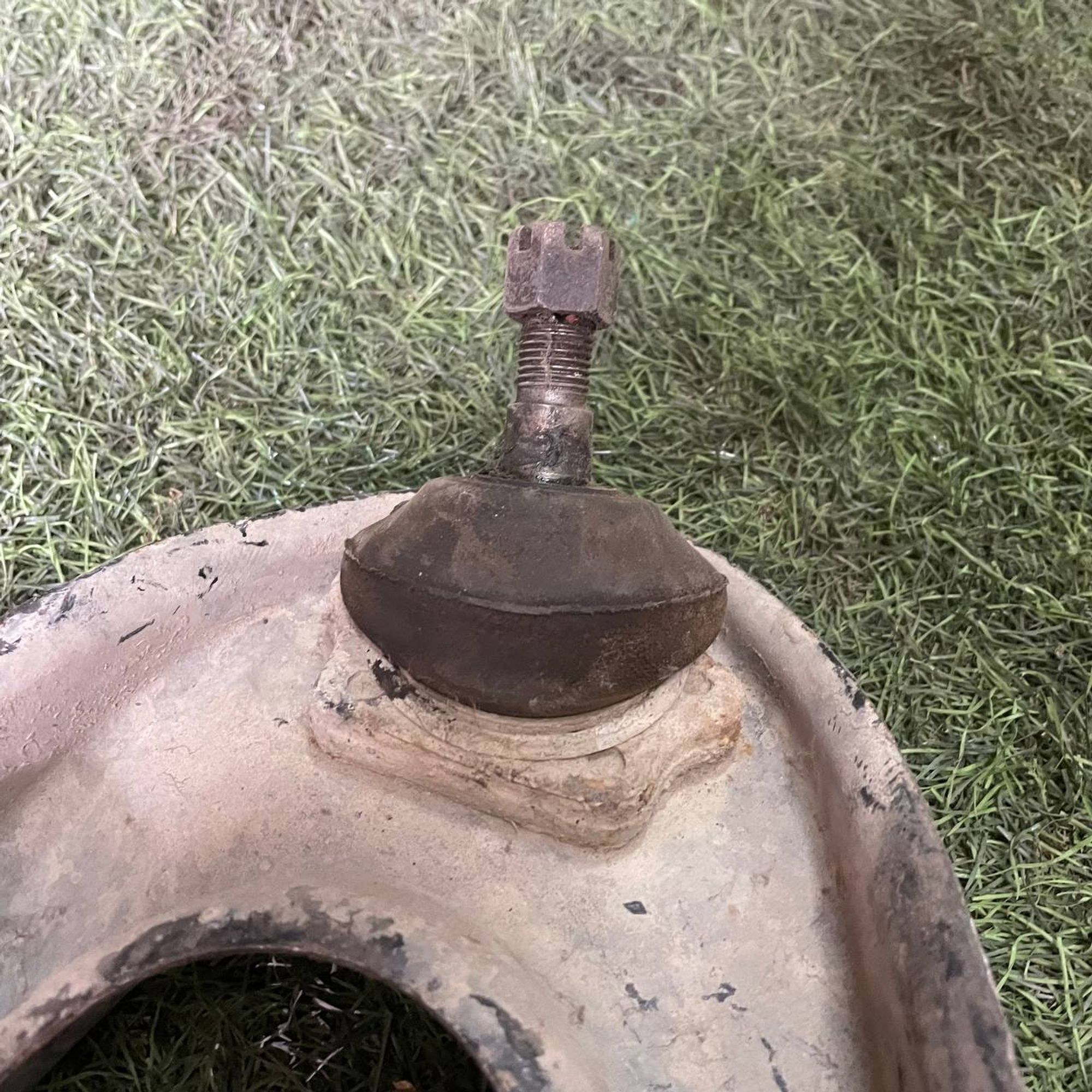 145 Рычаг передний левый верхний NISSAN ATLAS, 5000 рублей, Невинномысск