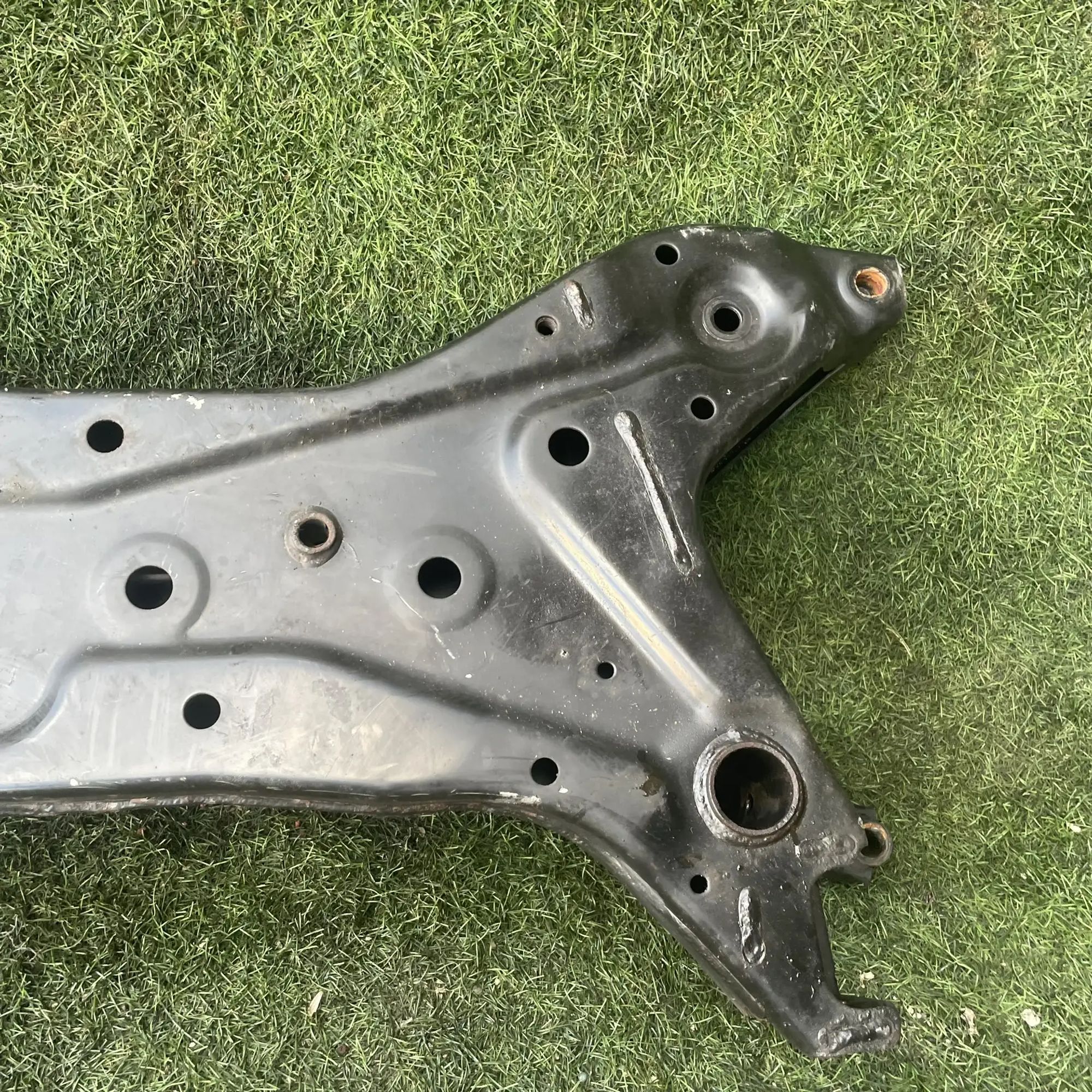 https://ycs.partsauto.market/partsauto-images/thmbs/userImages/772e461030aea93f4dbb6447c0f924d3/part/3ef5502e-82d8-4776-a429-7b9c5a048229_1776854971823.jpg