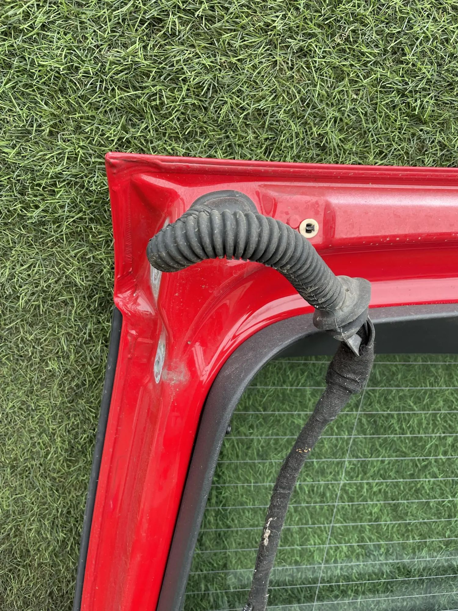 https://ycs.partsauto.market/partsauto-images/thmbs/userImages/772e461030aea93f4dbb6447c0f924d3/part/3f7a5ef6-029b-4421-8a09-0fe495c3f963_1778749776675.jpg