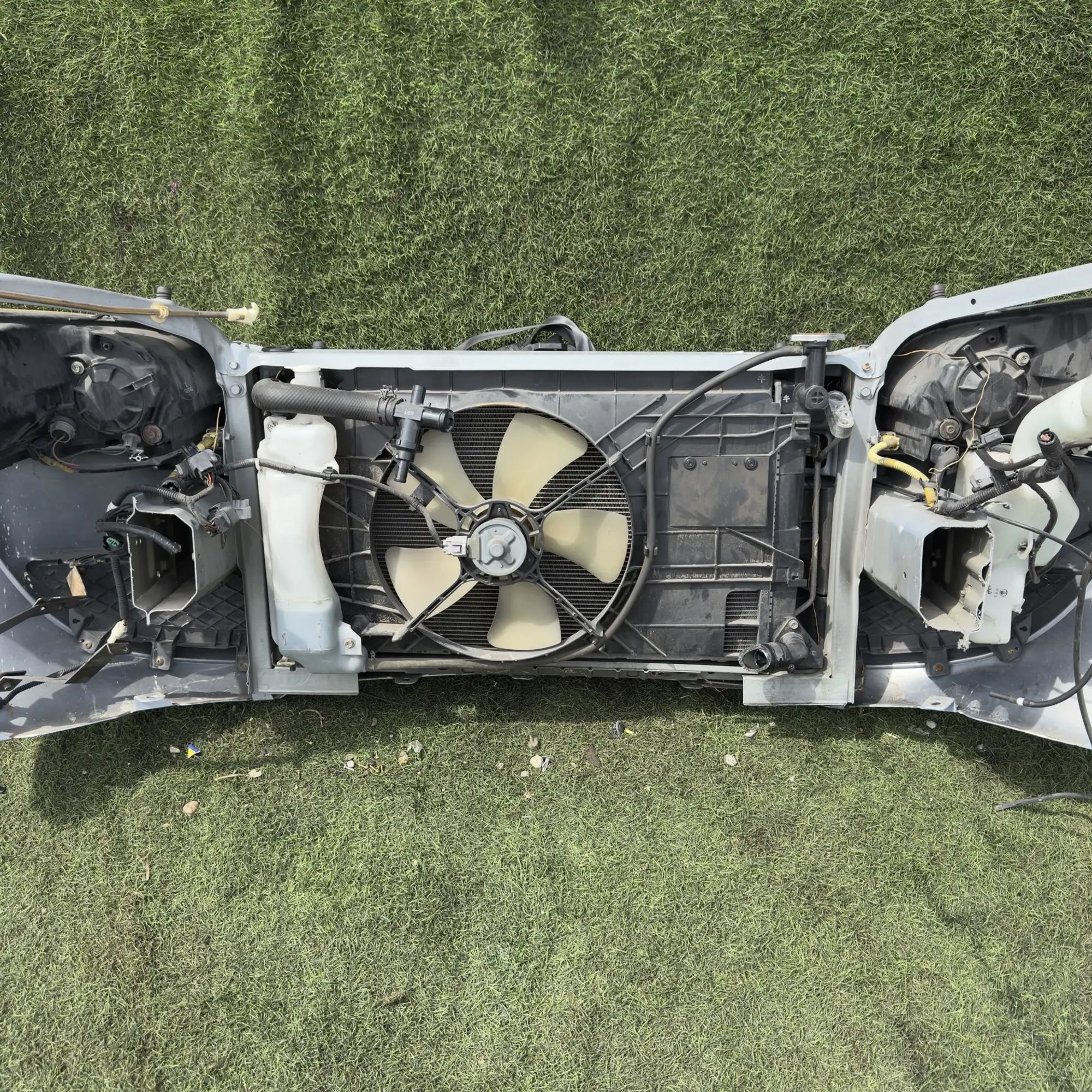 https://ycs.partsauto.market/partsauto-images/thmbs/userImages/772e461030aea93f4dbb6447c0f924d3/part/3f87804f-c3b3-45ed-b084-2a2e6726d0d3_1778157692517.jpg