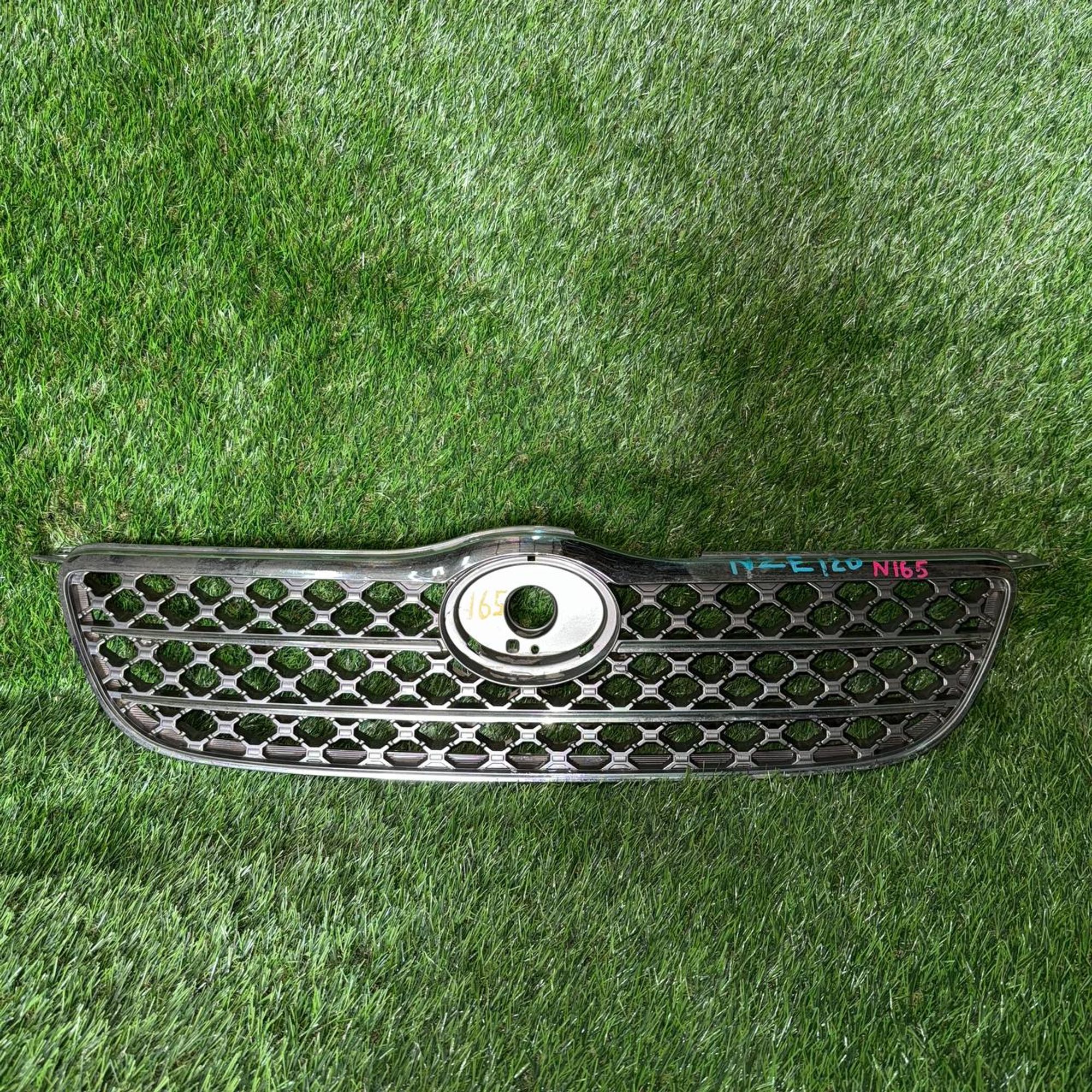 165 Решетка радиатора TOYOTA COROLLA NZE120, 4000 рублей, Невинномысск