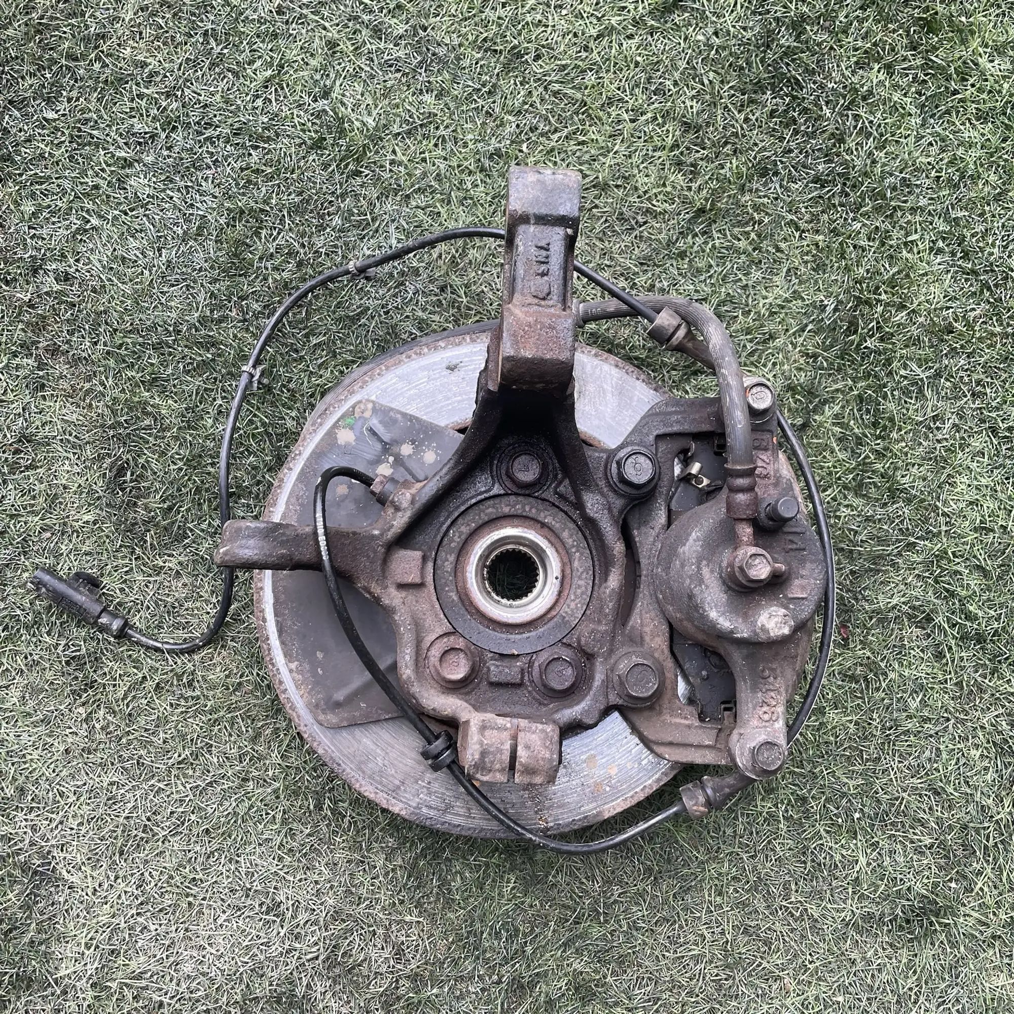 https://ycs.partsauto.market/partsauto-images/thmbs/userImages/772e461030aea93f4dbb6447c0f924d3/part/3ffd9a1f-d7a0-4b3c-b3c7-17f0dbef8e7d_1779257355901.jpg