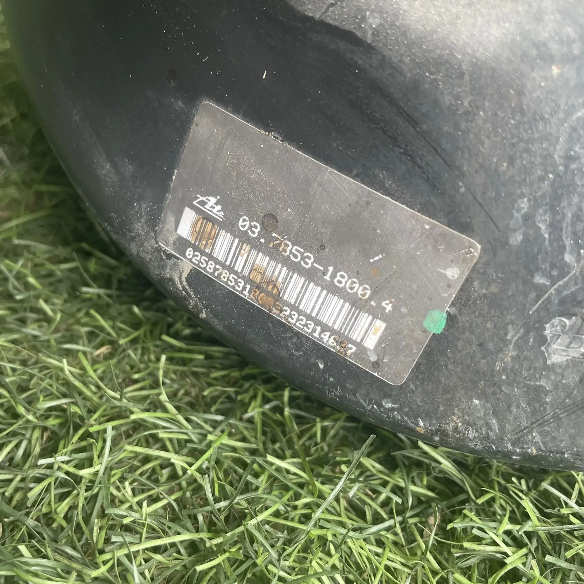 https://ycs.partsauto.market/partsauto-images/thmbs/userImages/772e461030aea93f4dbb6447c0f924d3/part/4052d2ad-4c91-428a-ba95-a4c7ae92ceb8_1776667688228.jpg