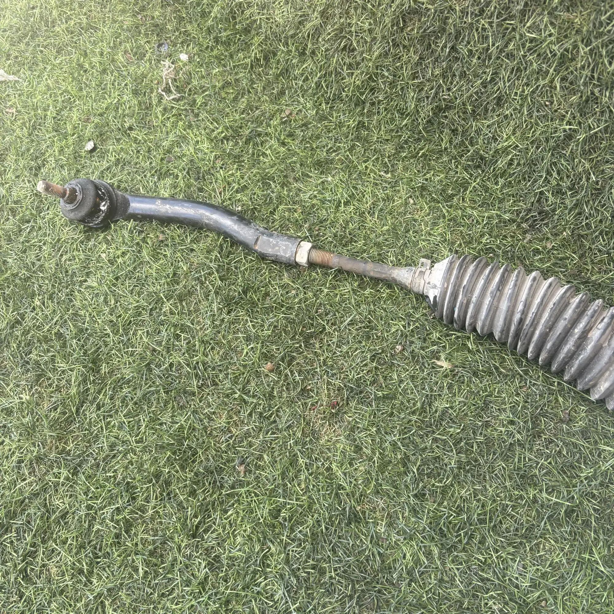 https://ycs.partsauto.market/partsauto-images/thmbs/userImages/772e461030aea93f4dbb6447c0f924d3/part/4095f8c0-fbb4-40ec-9b1a-c70d9e42b8f9_1776856567124.jpg