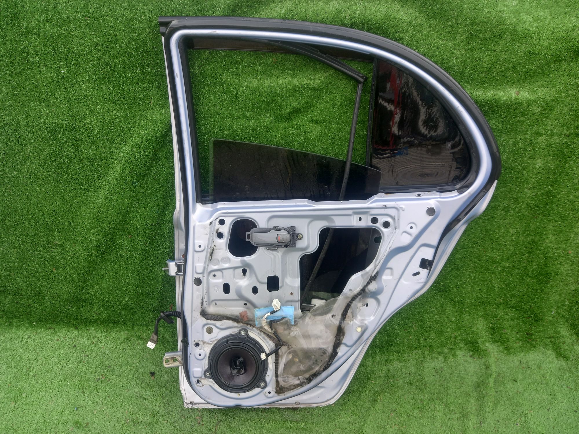 686 дверь на NISSAN MARCH AK12, 9000 рублей, Невинномысск