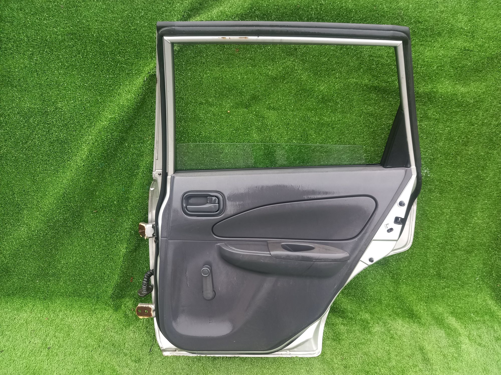 594 дверь на NISSAN AD Y11, 9500 рублей, Невинномысск