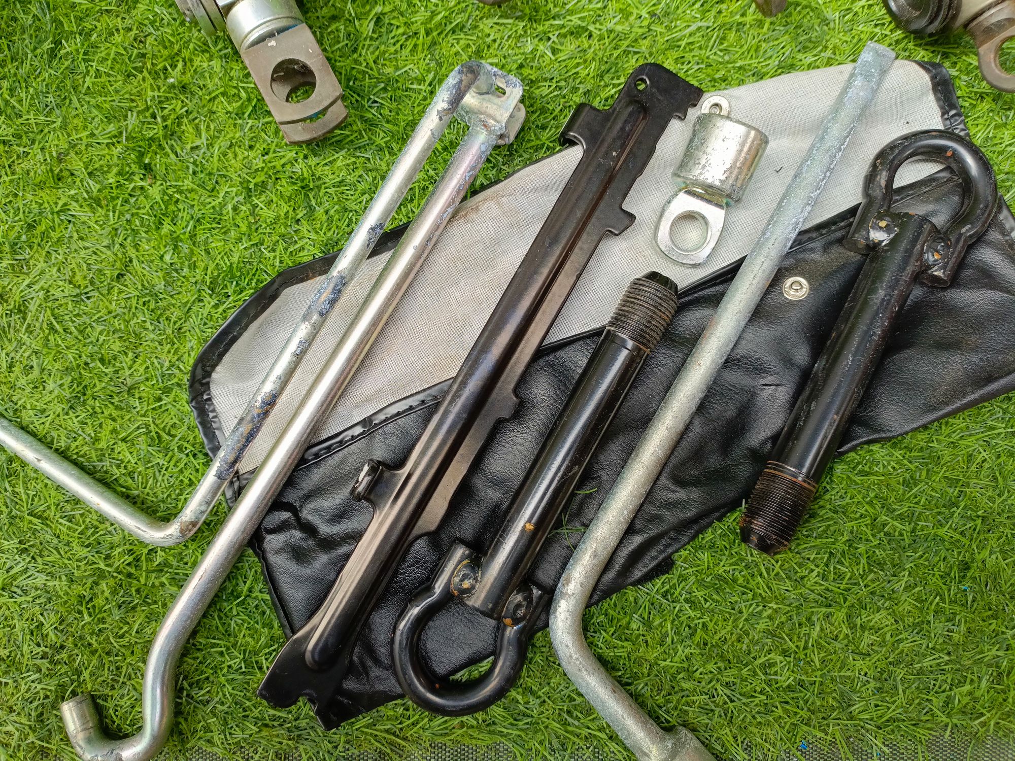 Домкрат Оригинал Япония Toyota Nissan Honda BMW Mercedes Audi, 2500 рублей, Невинномысск