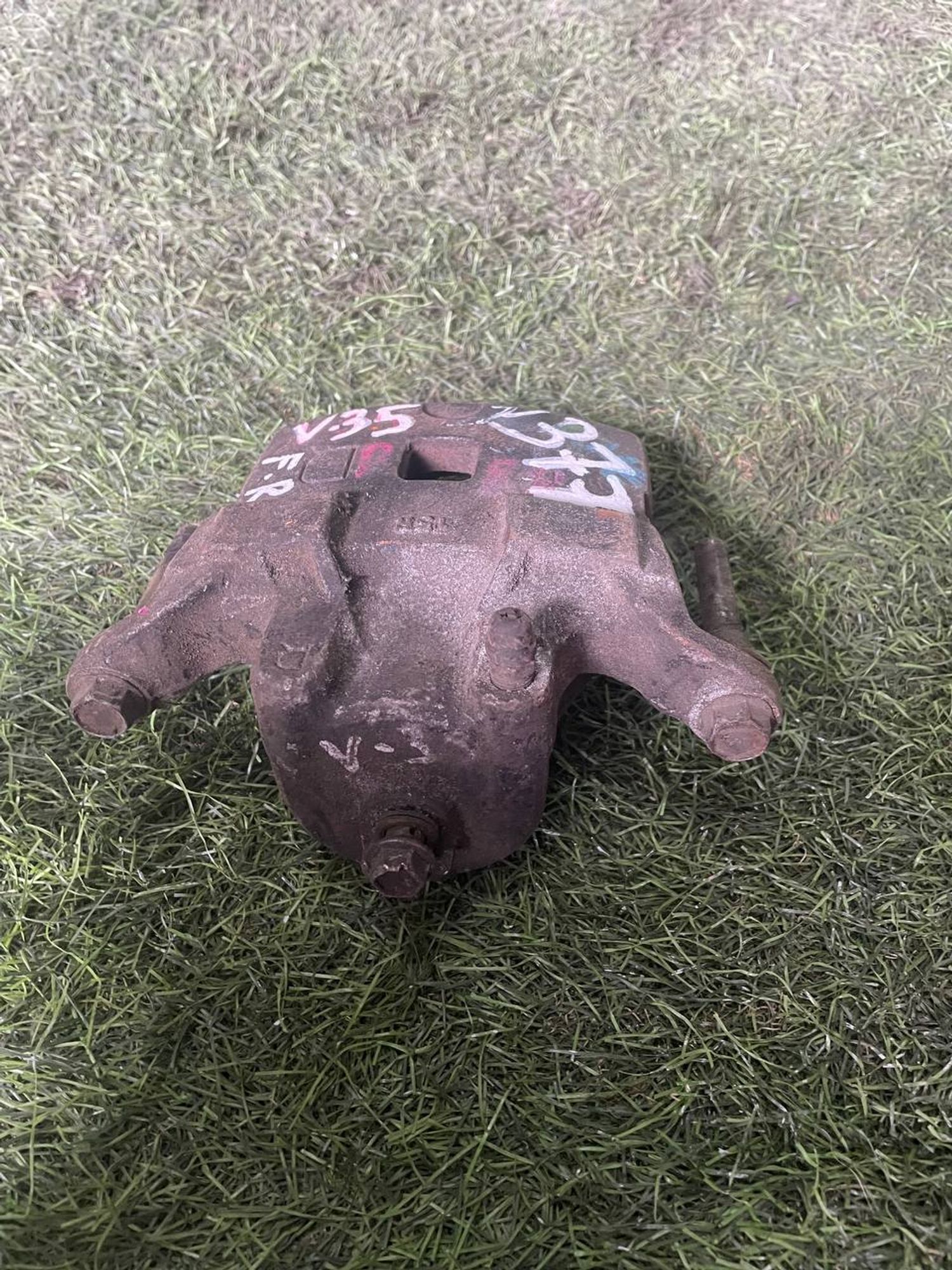 377 Суппорт тормозной передний правый NISSAN SKYLINE V35, 3000 рублей, Невинномысск