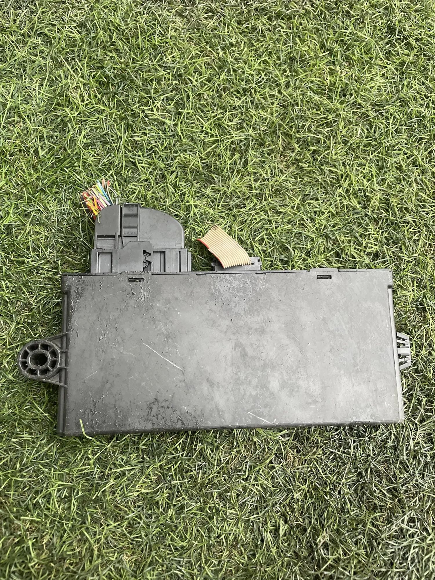 https://ycs.partsauto.market/partsauto-images/thmbs/userImages/772e461030aea93f4dbb6447c0f924d3/part/423a29ff-3190-4f37-8758-2b5cdbb1a93d_1779108949279.jpg