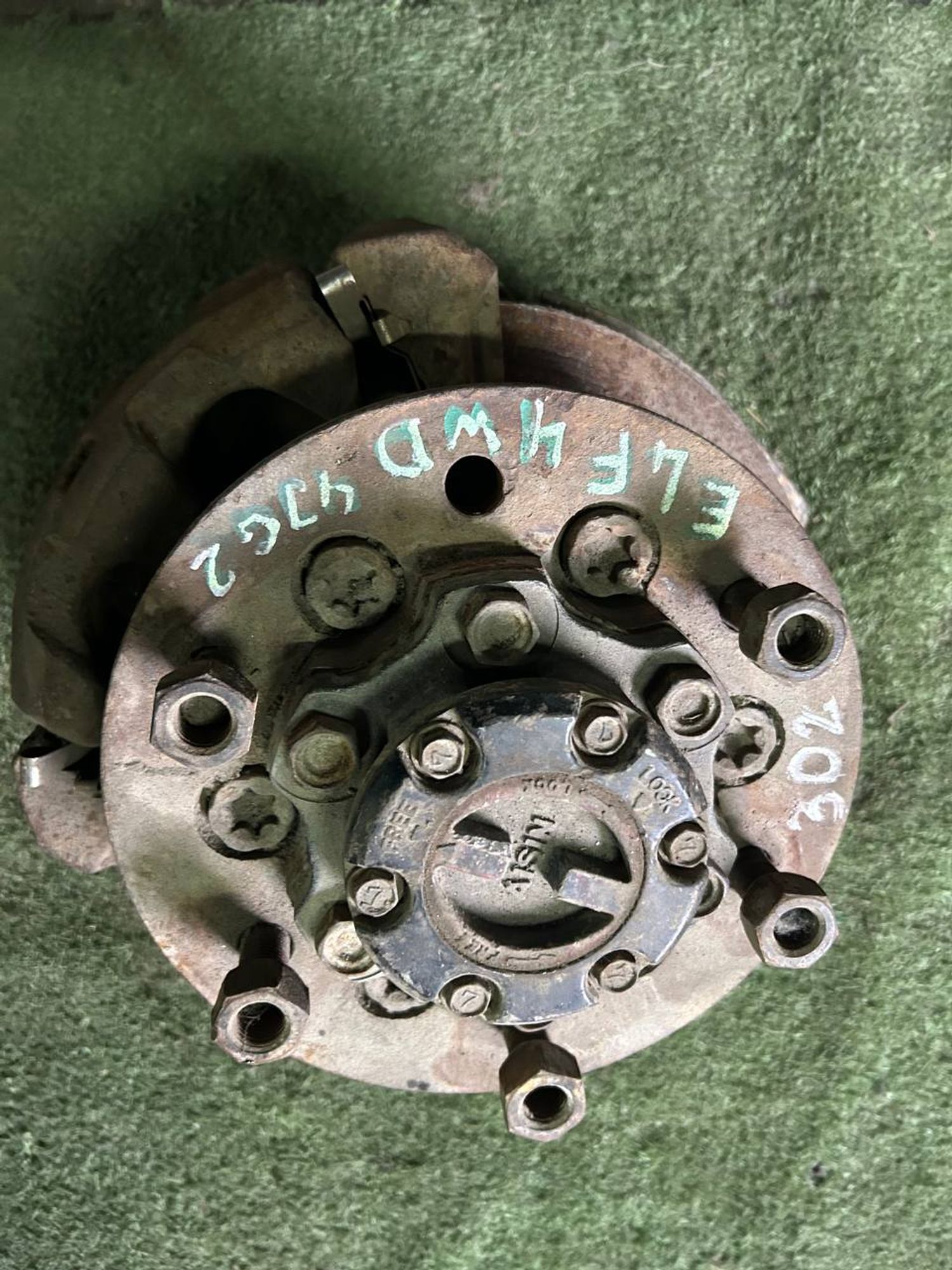 302 Ступица передняя левая ISUZU ELF MCR71 4JG2, 1 рублей, Невинномысск