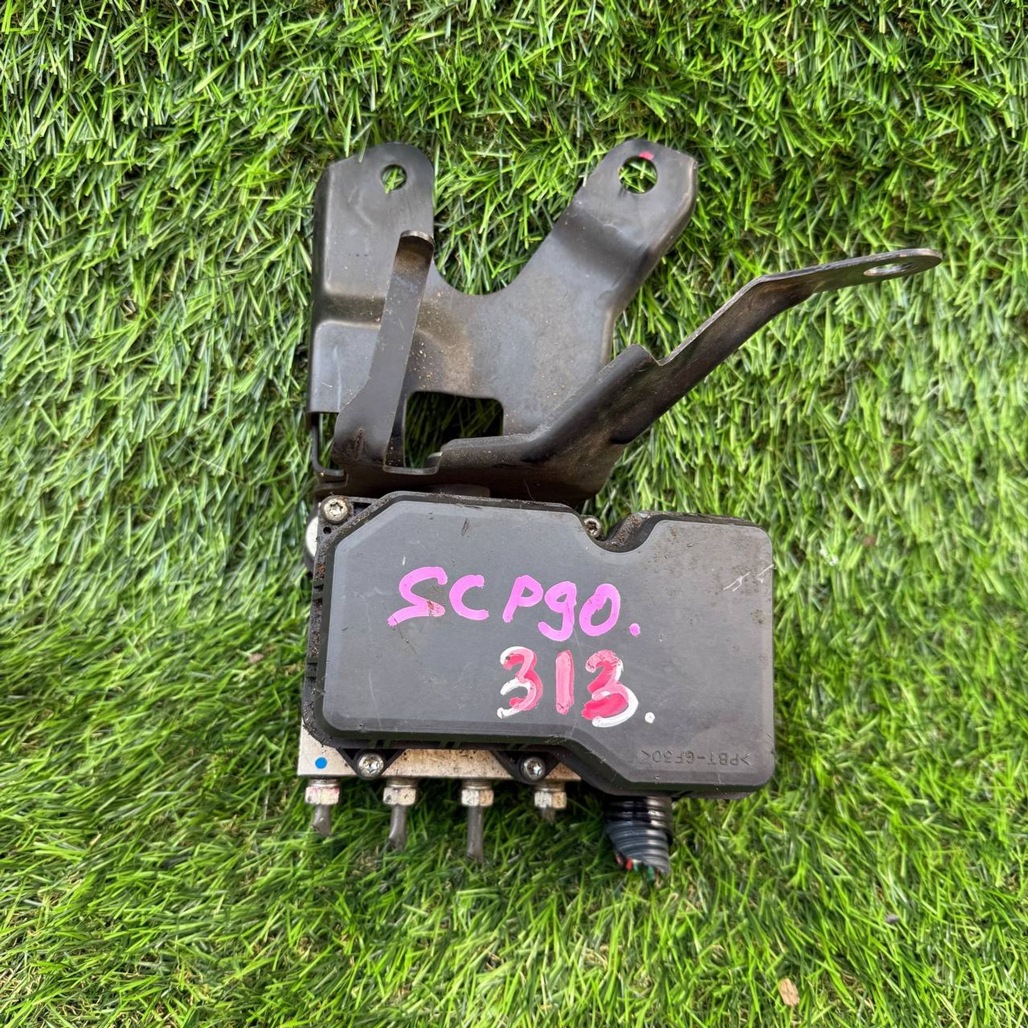 313 Блок ABS Toyota Vitz, 4500 рублей, Невинномысск