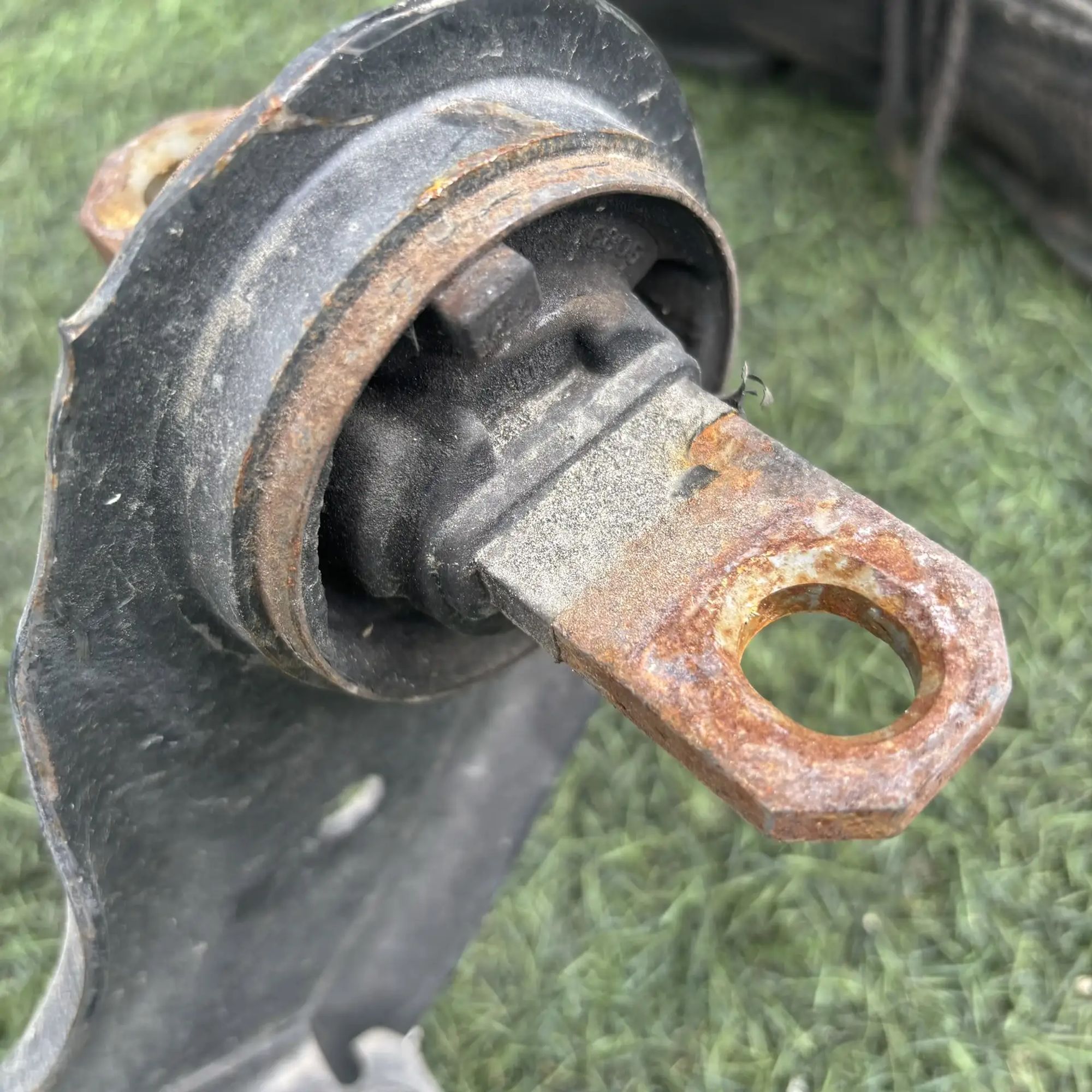 https://ycs.partsauto.market/partsauto-images/thmbs/userImages/772e461030aea93f4dbb6447c0f924d3/part/4306ee81-89cc-4eb1-a4ed-b7a6c2193e7d_1777027400591.jpg