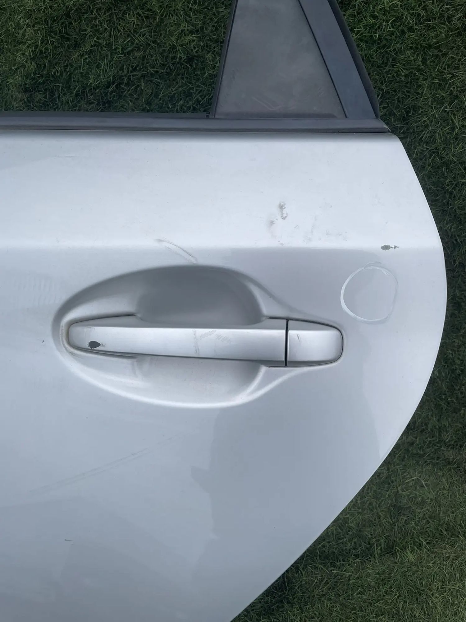 https://ycs.partsauto.market/partsauto-images/thmbs/userImages/772e461030aea93f4dbb6447c0f924d3/part/434f1e0d-179d-4cfc-8d92-64da6d6ddc44_1778227309718.jpg