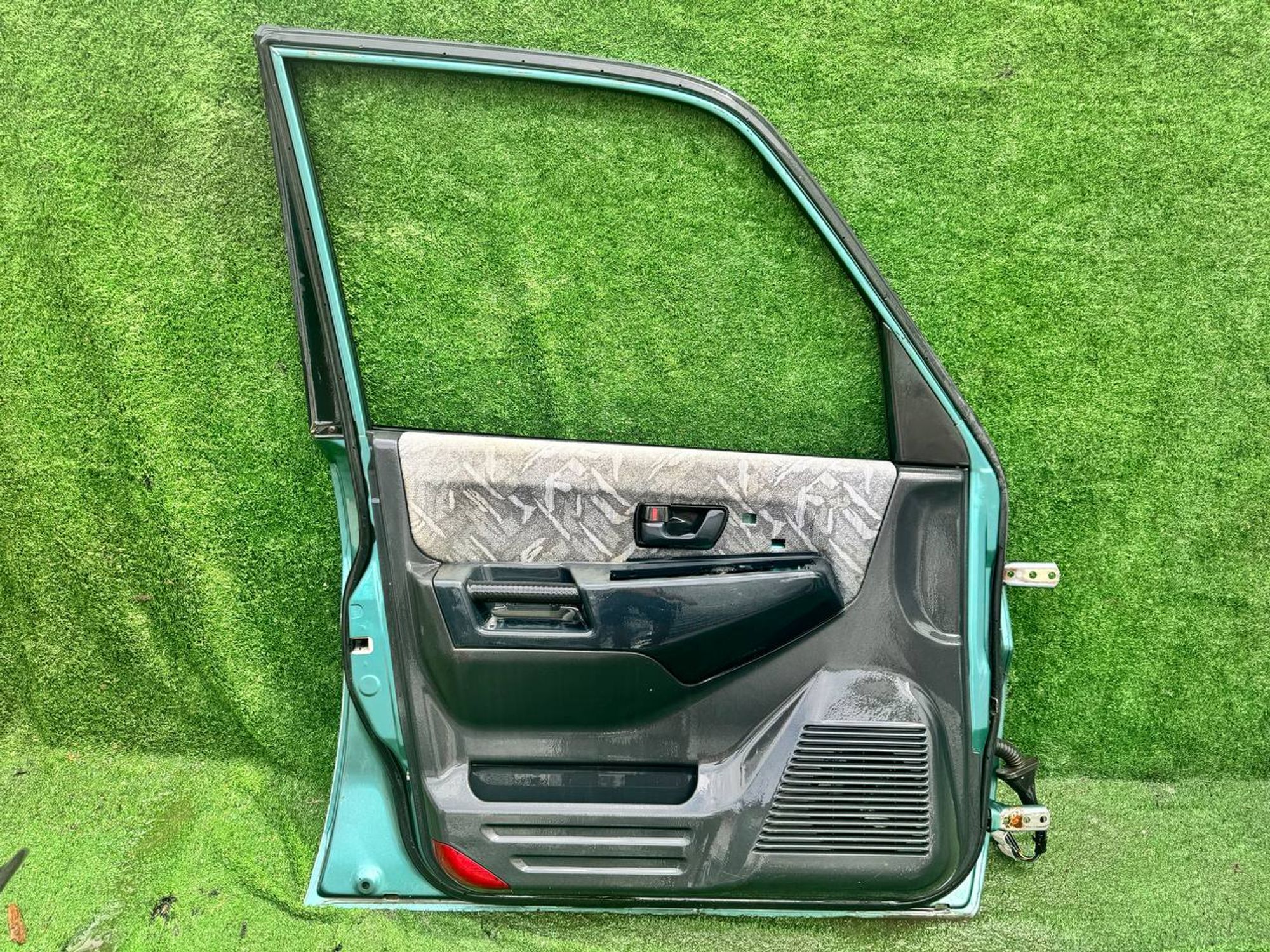 1347 дверь на MITSUBISHI PAJERO IO H46W, 5500 рублей, Невинномысск