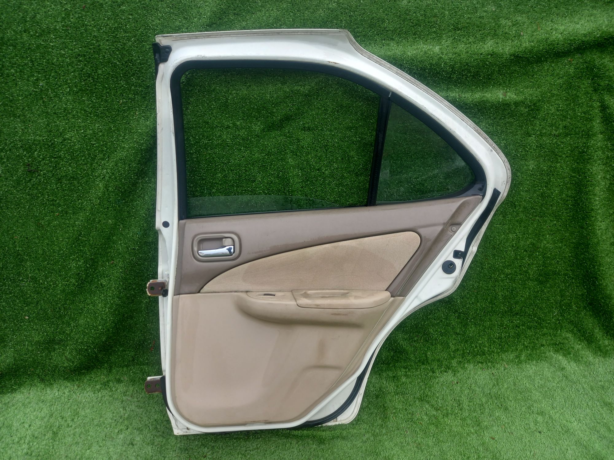 170 дверь на NISSAN SUNNY FB15, 6500 рублей, Невинномысск