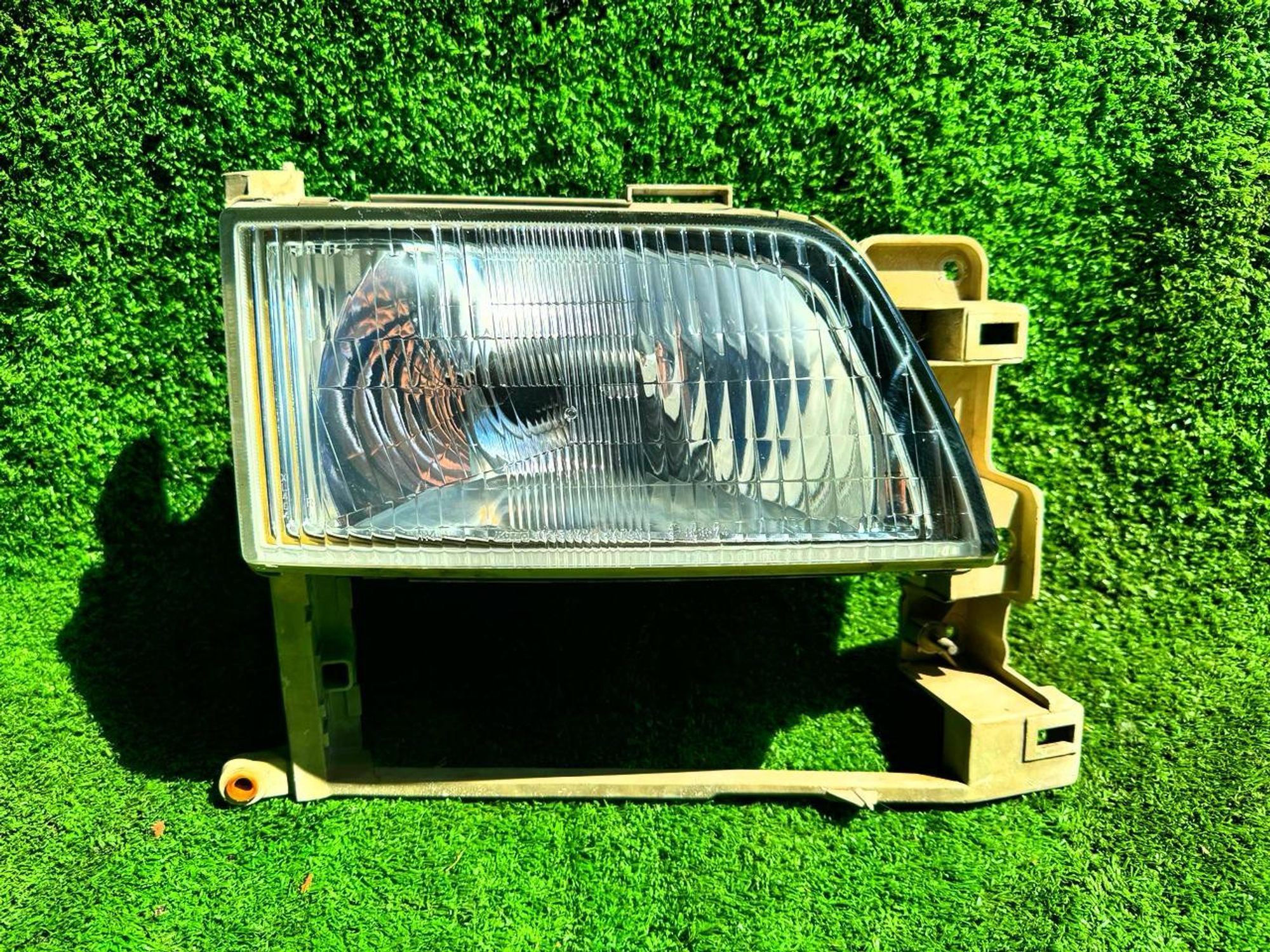 1276 фара левая ISUZU ELF, 6500 рублей, Невинномысск