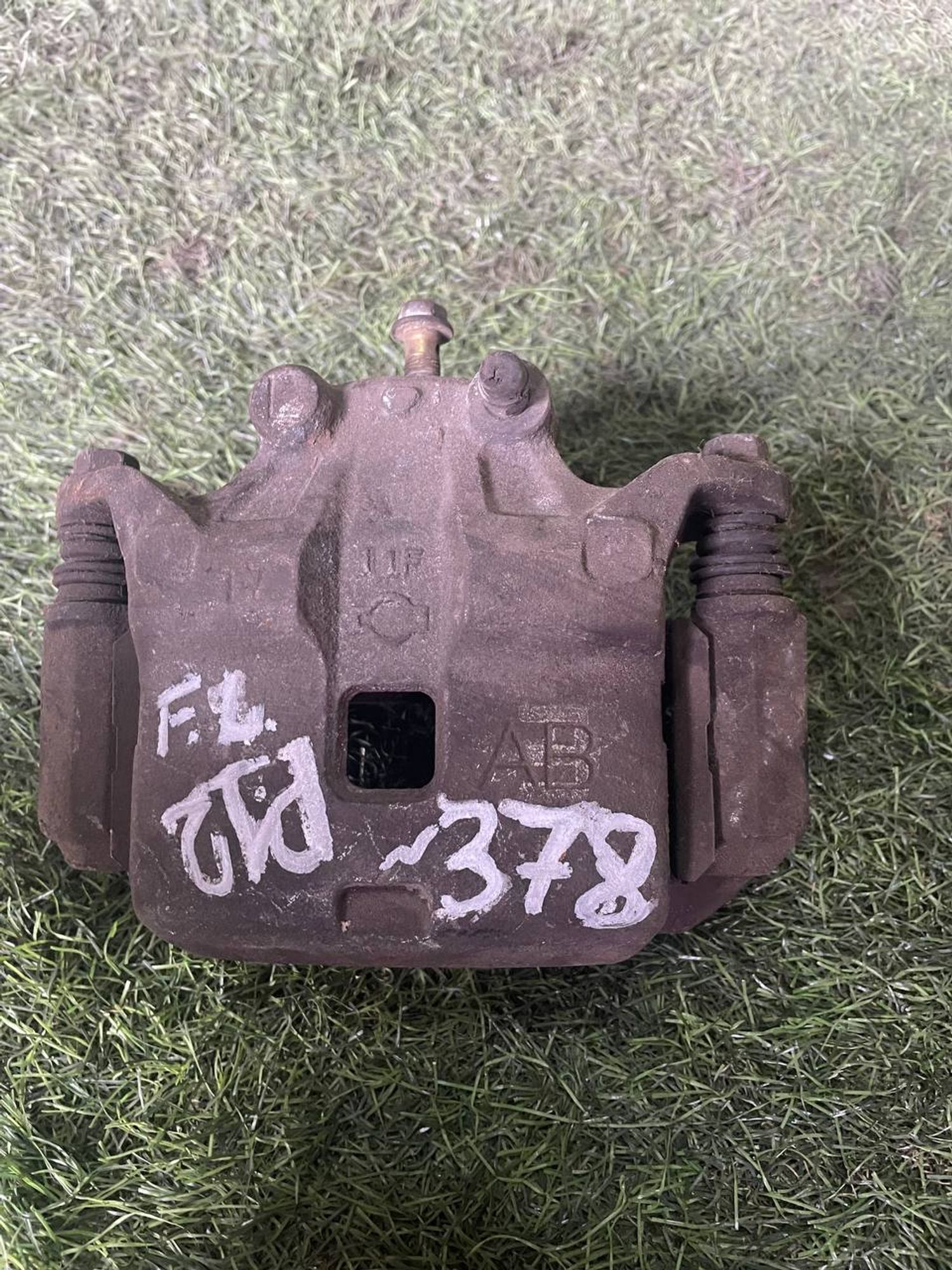 378 Суппорт тормозной передний левый NISSAN PRIMERA P12, 3000 рублей, Невинномысск