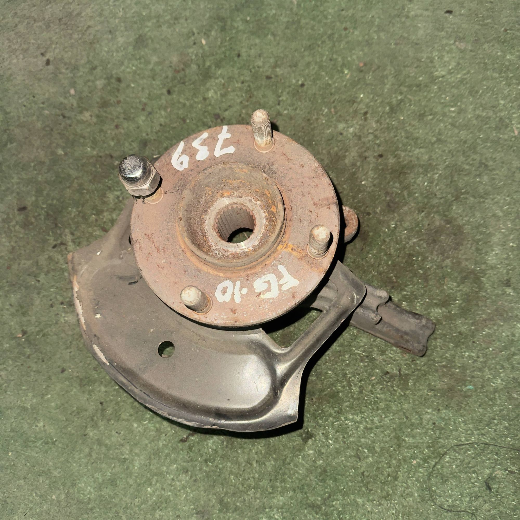 739 Ступица передняя левая NISSAN BLUEBIRD SYLPHY FG10, 3000 рублей, Невинномысск