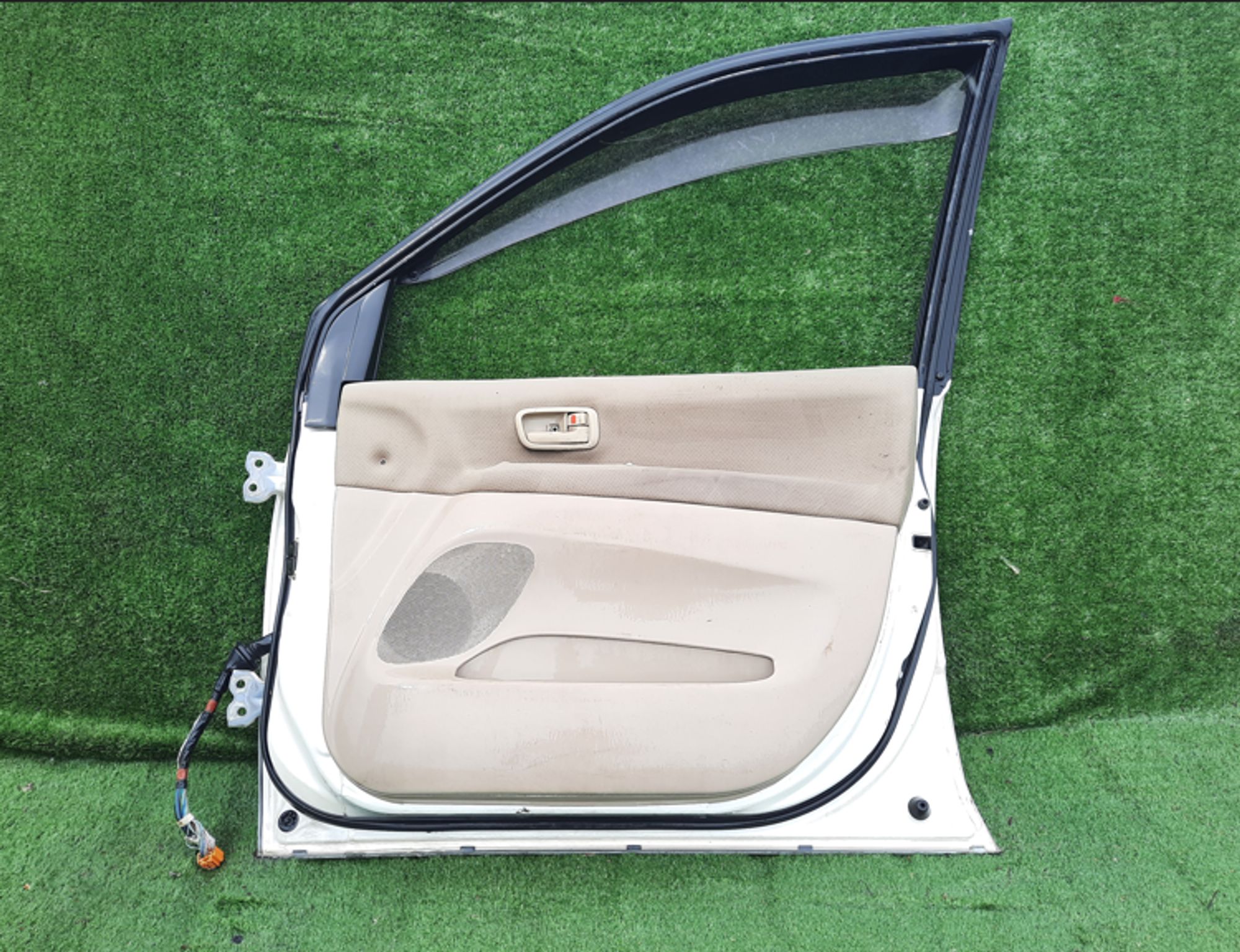 652 дверь на TOYOTA IPSUM SXM10, 13500 рублей, Невинномысск