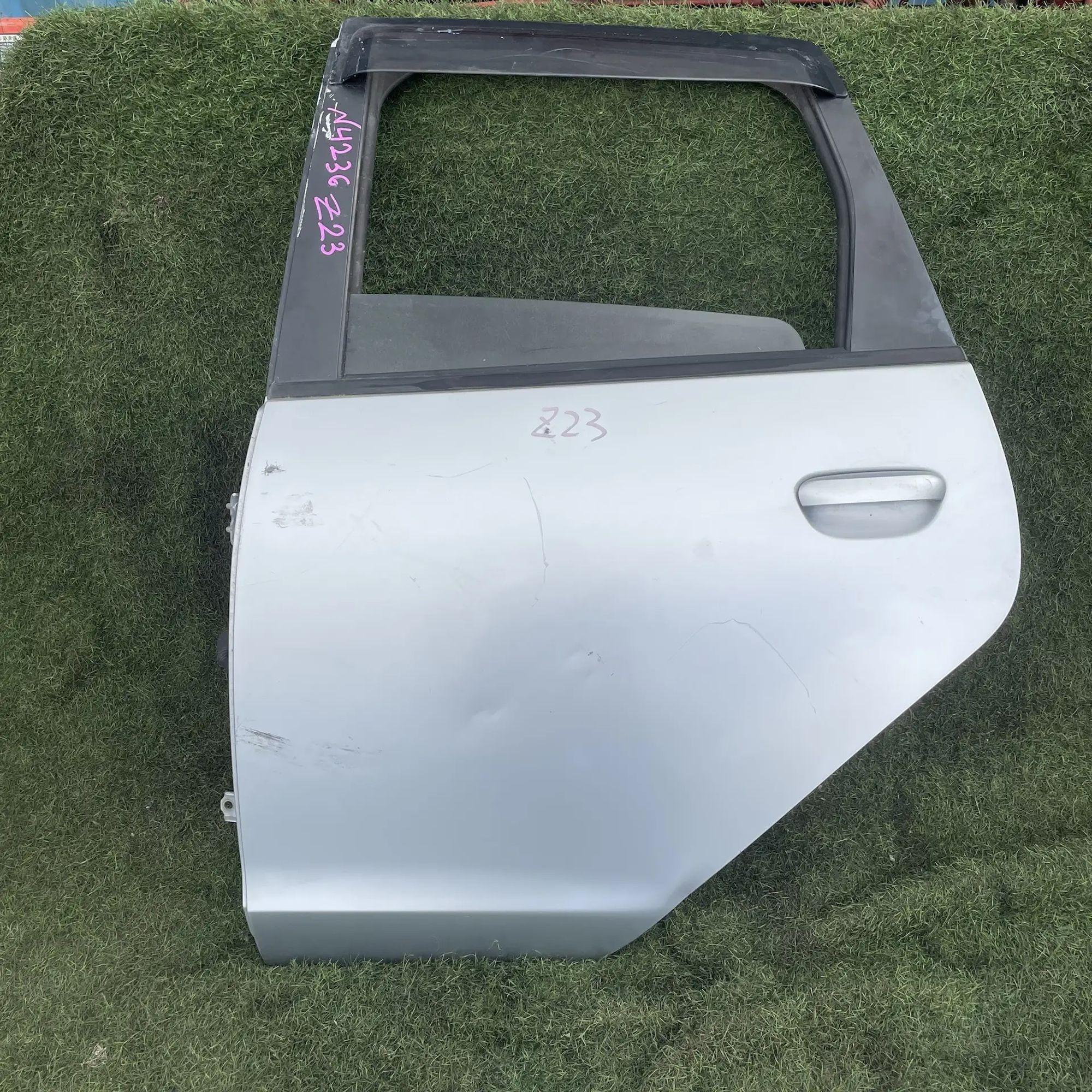 4236 Дверь задняя левая Mitsubishi Colt Z23W 4A91 2010, 10500 рублей, Невинномысск