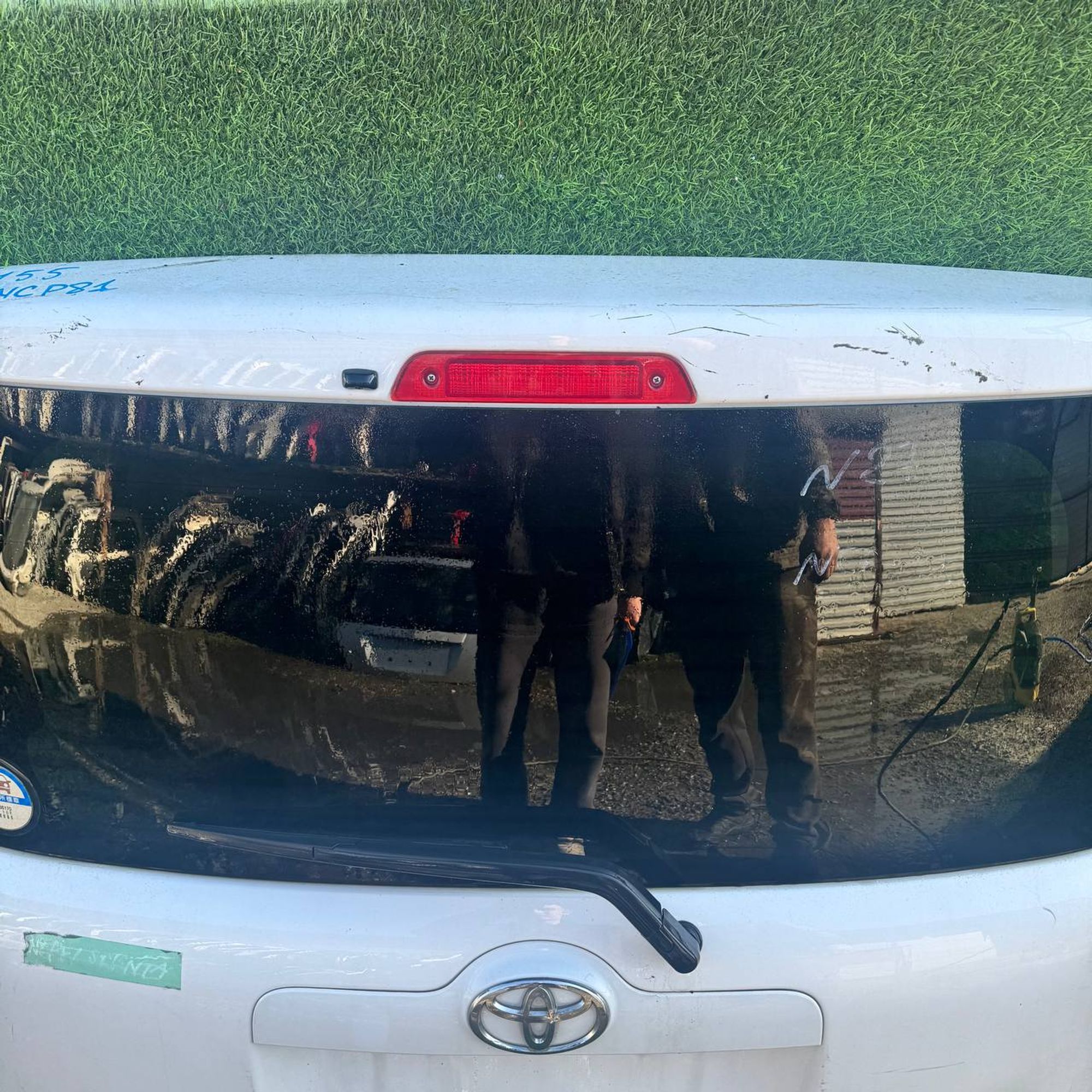 155 Дверь багажника на TOYOTA SIENTA NCP81, 12500 рублей, Невинномысск