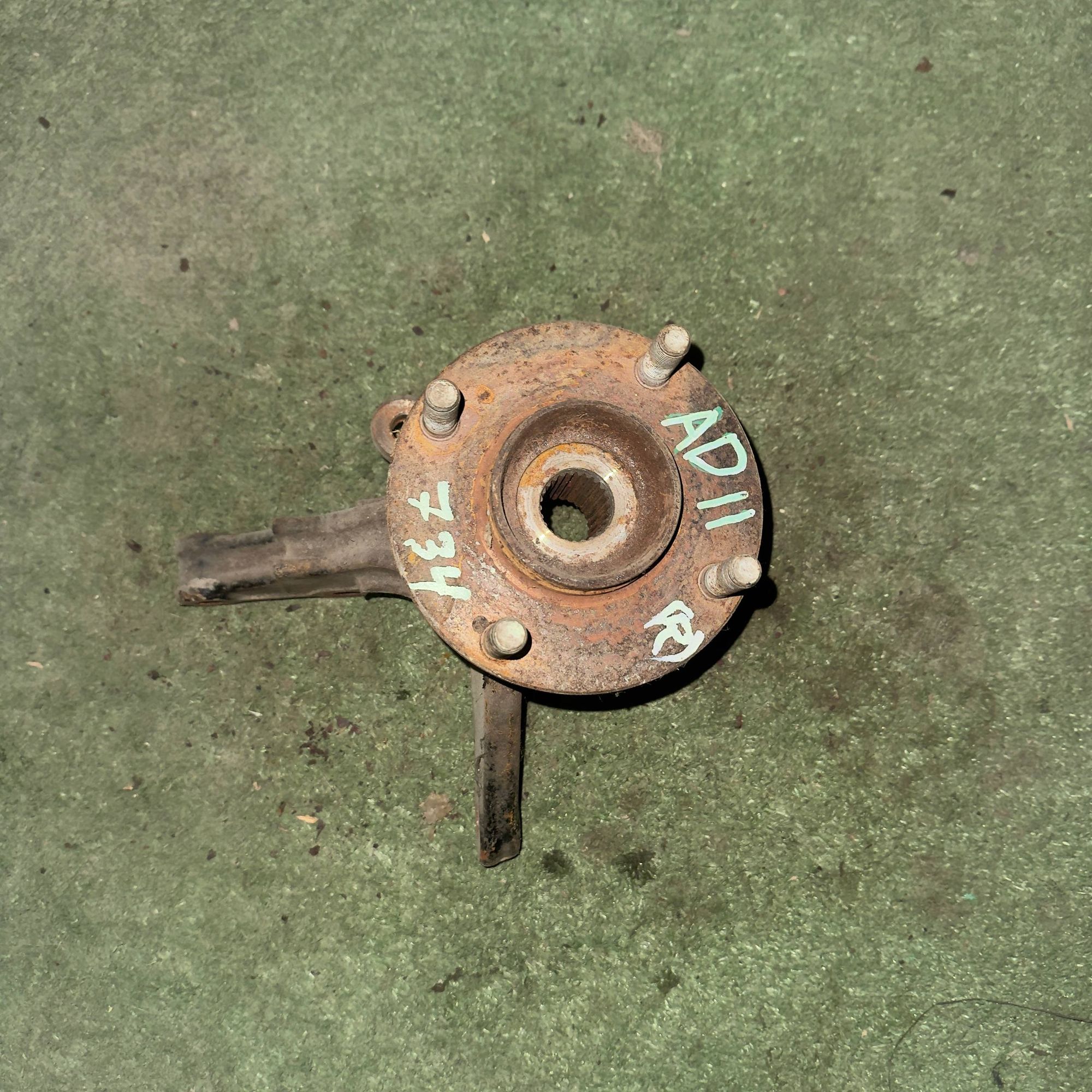 734 Ступица передняя правая NISSAN AD Y11, 3500 рублей, Невинномысск