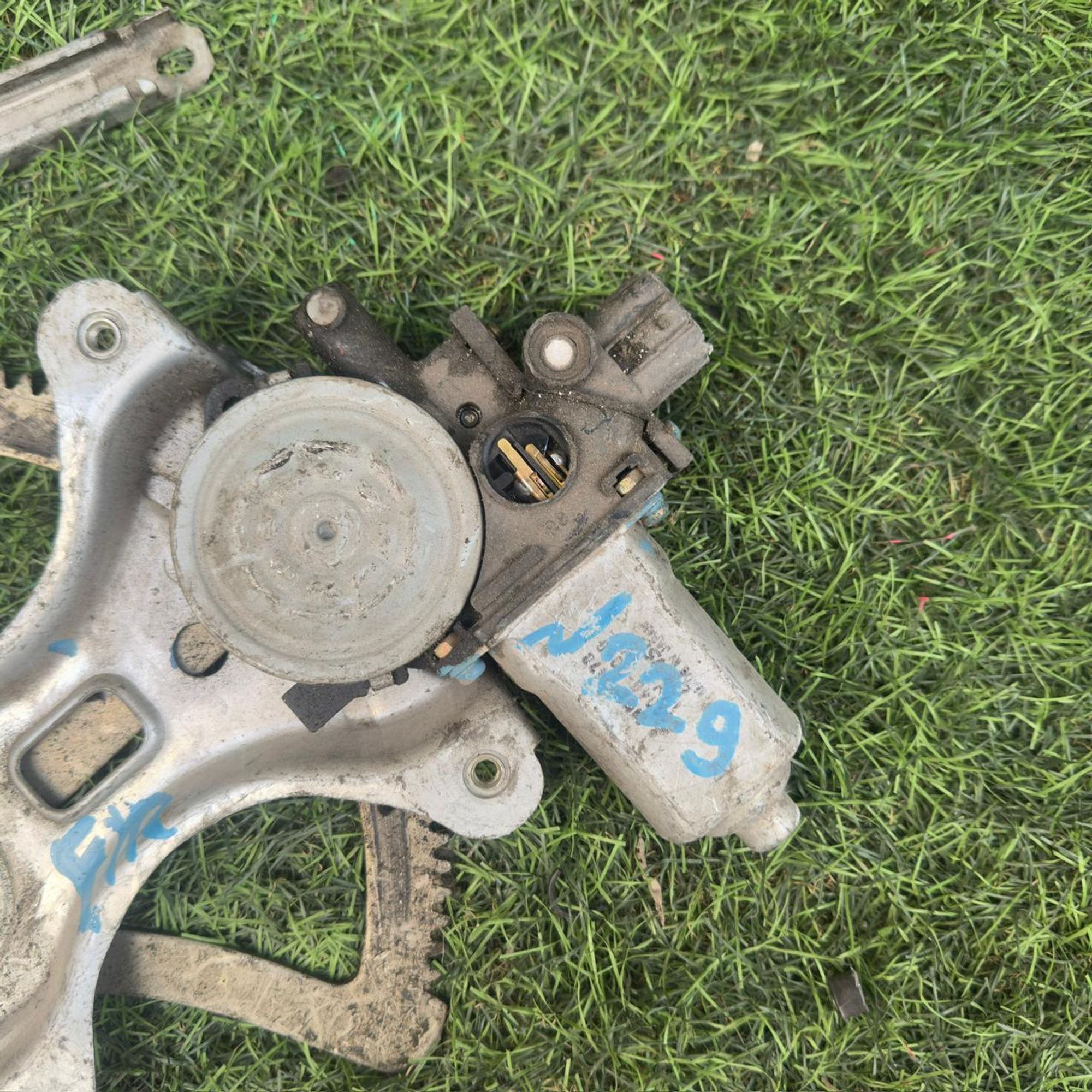 229 Стеклоподъемник передней правой двери MITSUBISHI COLT Z25A, 3000 рублей, Невинномысск