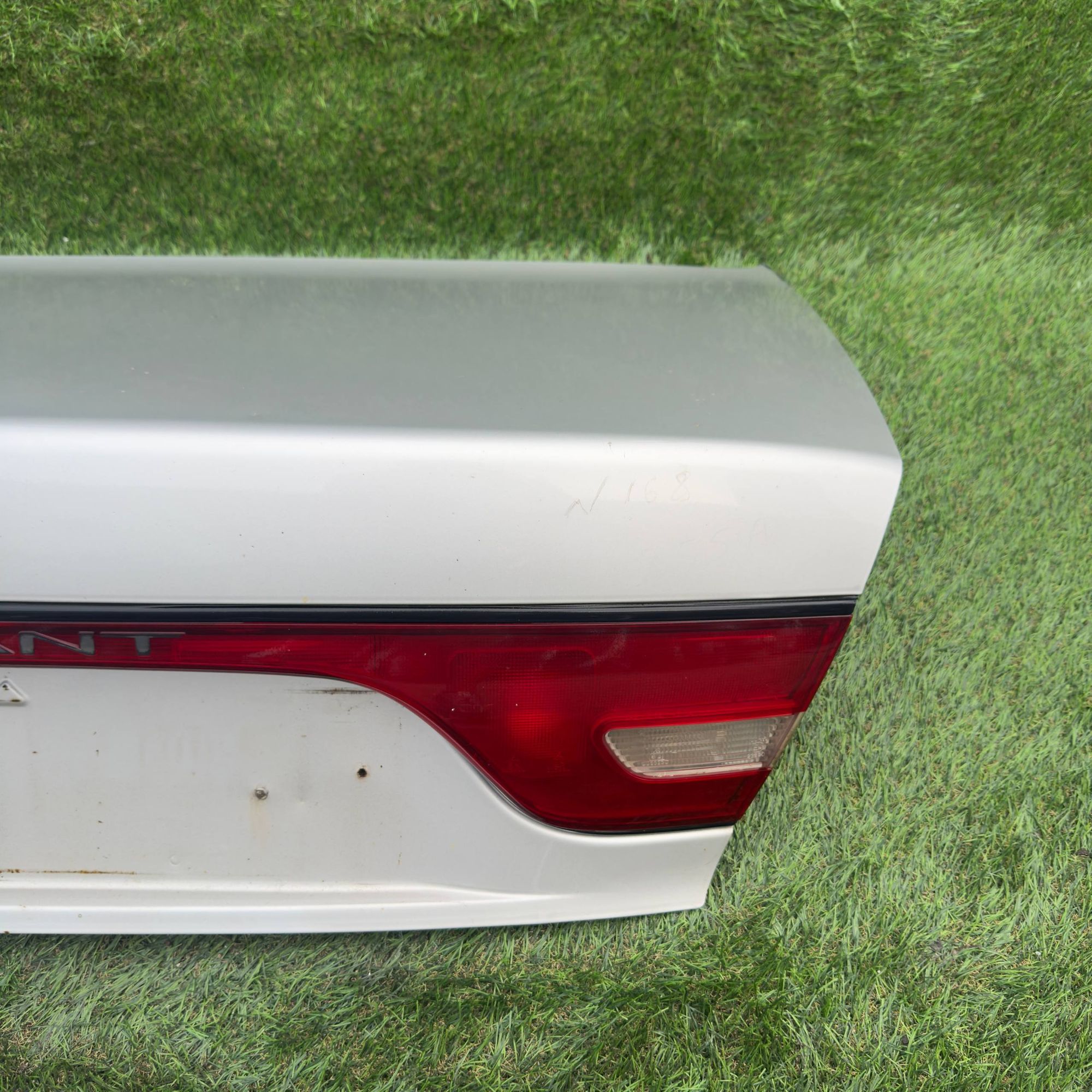 168 Крышка багажника MITSUBISHI GALANT E55A, 6500 рублей, Невинномысск