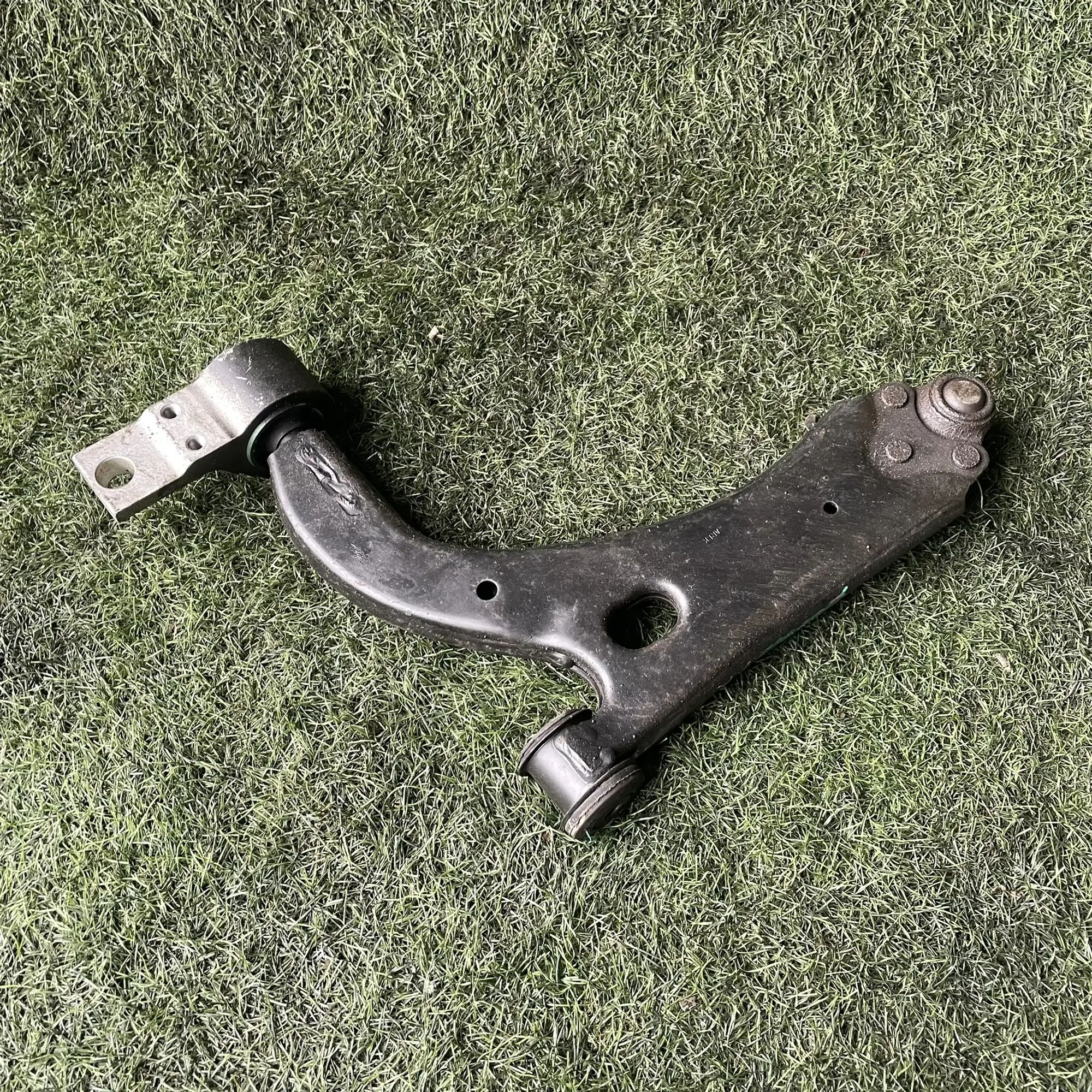 https://ycs.partsauto.market/partsauto-images/thmbs/userImages/772e461030aea93f4dbb6447c0f924d3/part/463ff9ec-a3f1-4cda-8b73-8a7b607c51f4_1776932950219.jpg