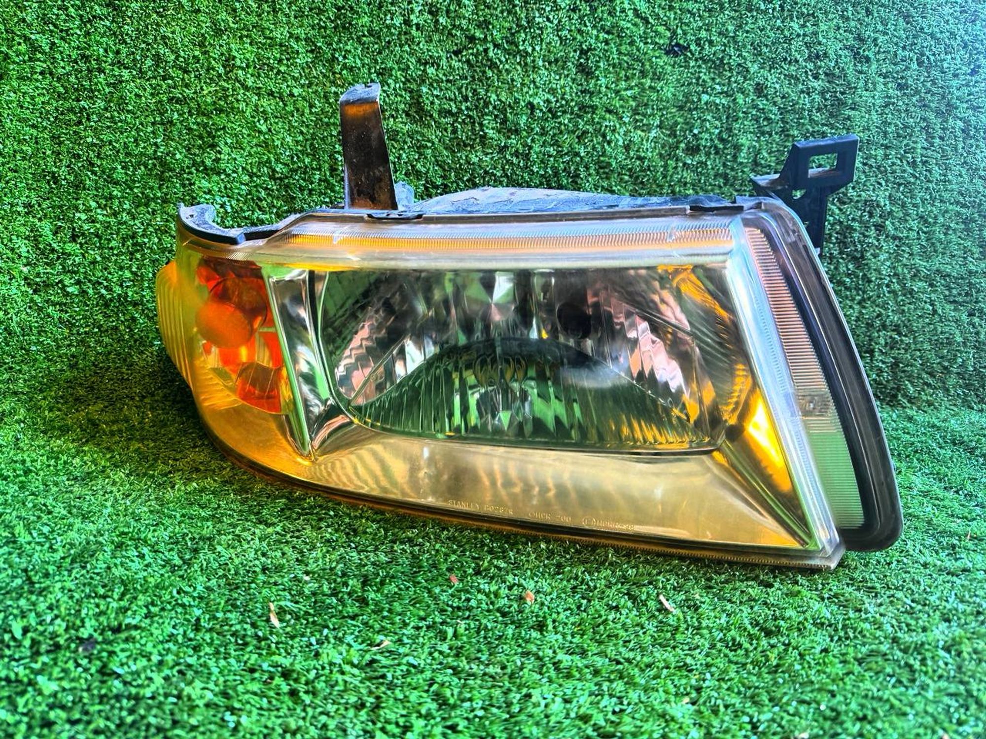 959 фара правая MAZDA BONGO FRIENDEE SGEW, 6500 рублей, Невинномысск