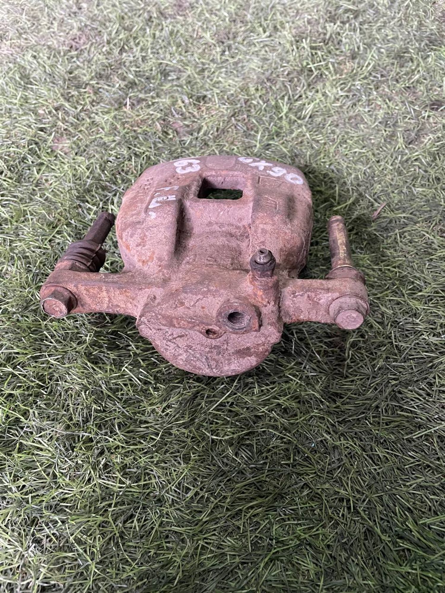 163 Суппорт тормозной передний левый TOYOTA CRESTA GX90, 3000 рублей, Невинномысск