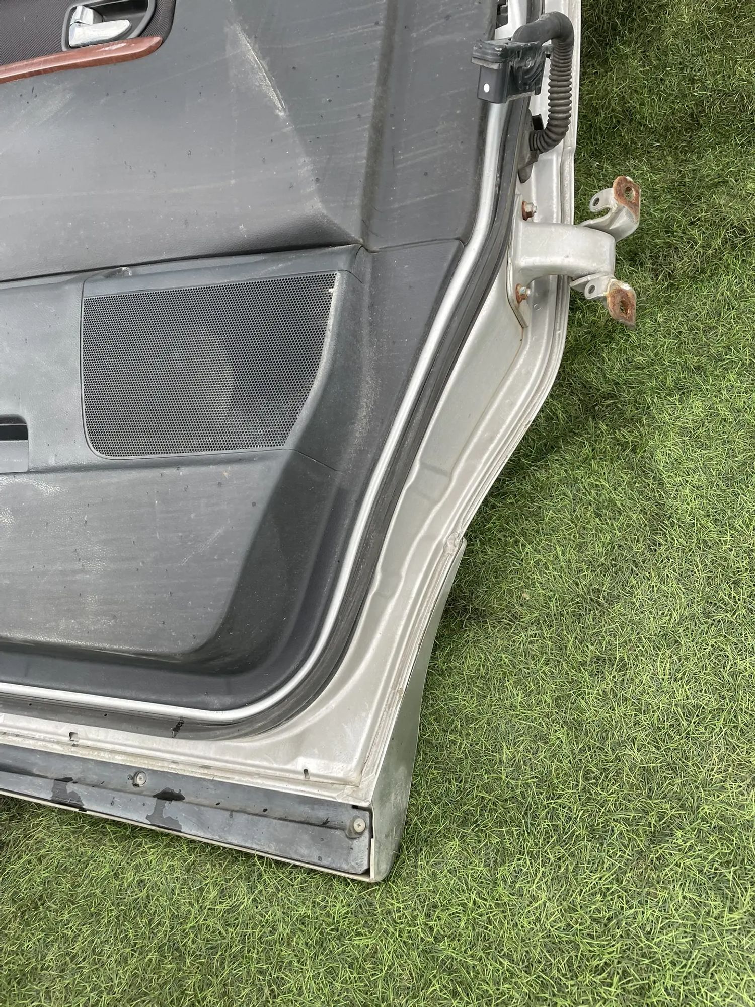 4136 Дверь передняя левая NISSAN ELGRAND ME51 VQ25DE, 10000 рублей, Невинномысск