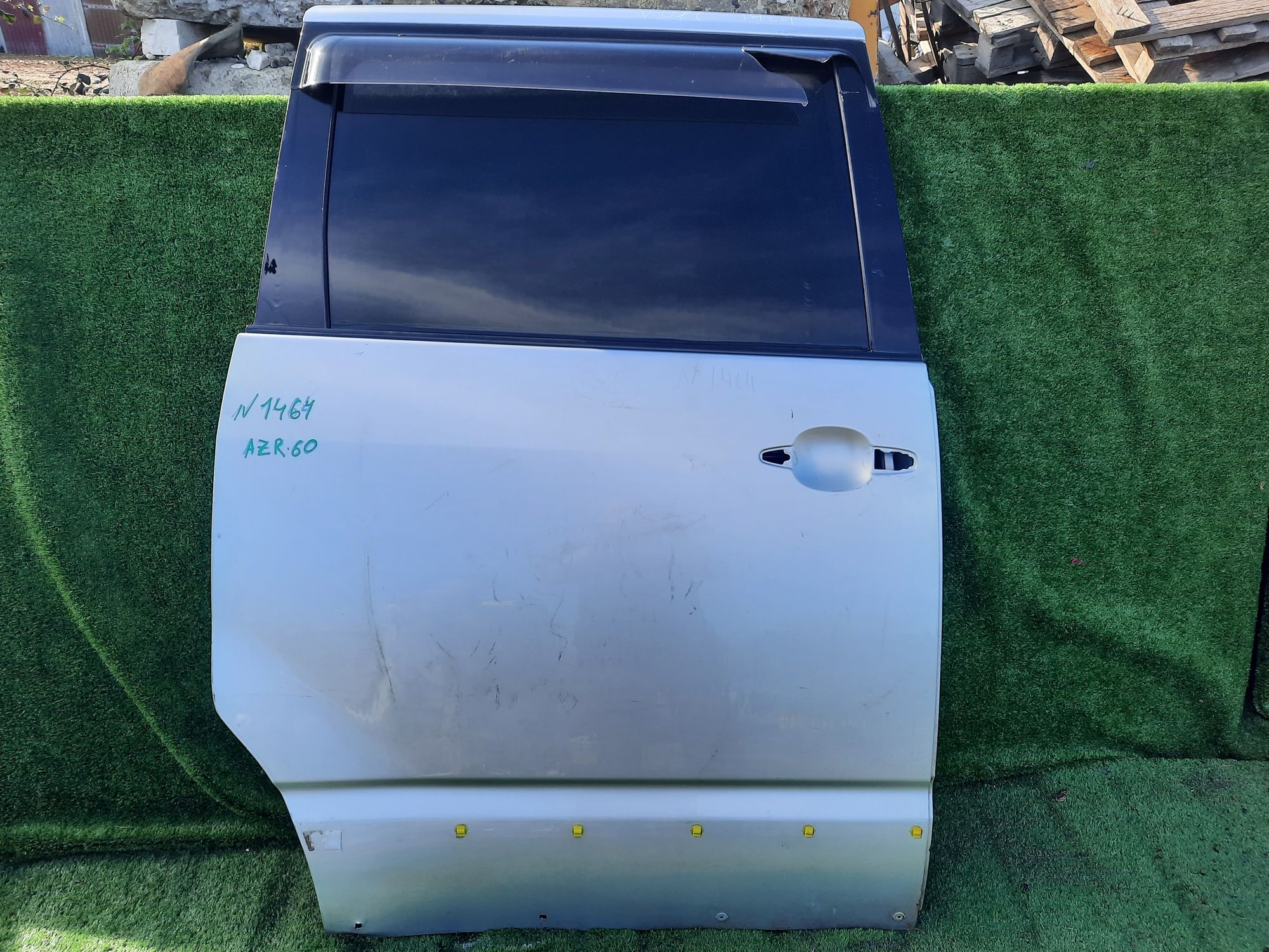 1464 Дверь задняя правая AZR60 TOYOTA VOXY, 16500 рублей, Невинномысск