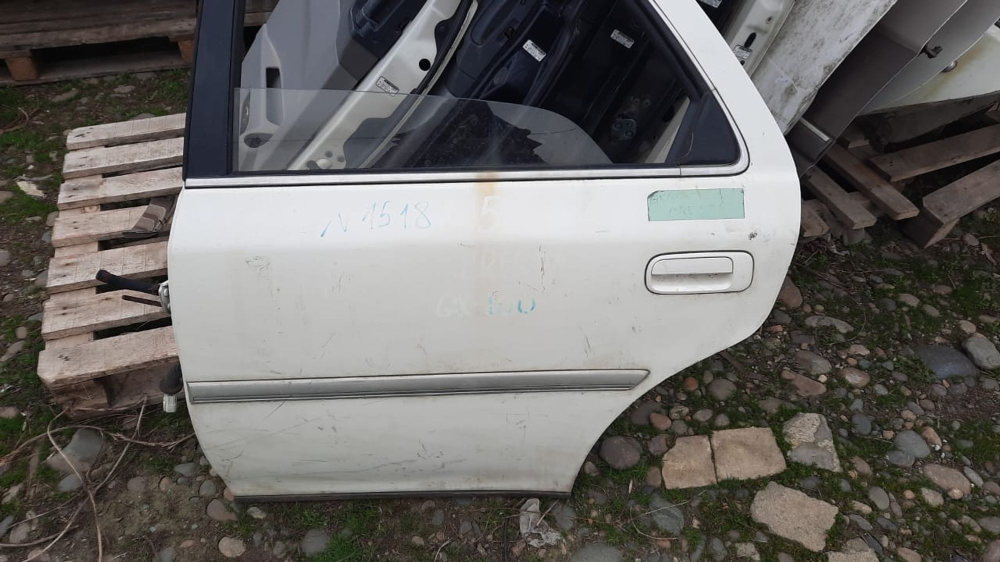 1518 дверь на TOYOTA CRESTA GX100, 5500 рублей, Невинномысск
