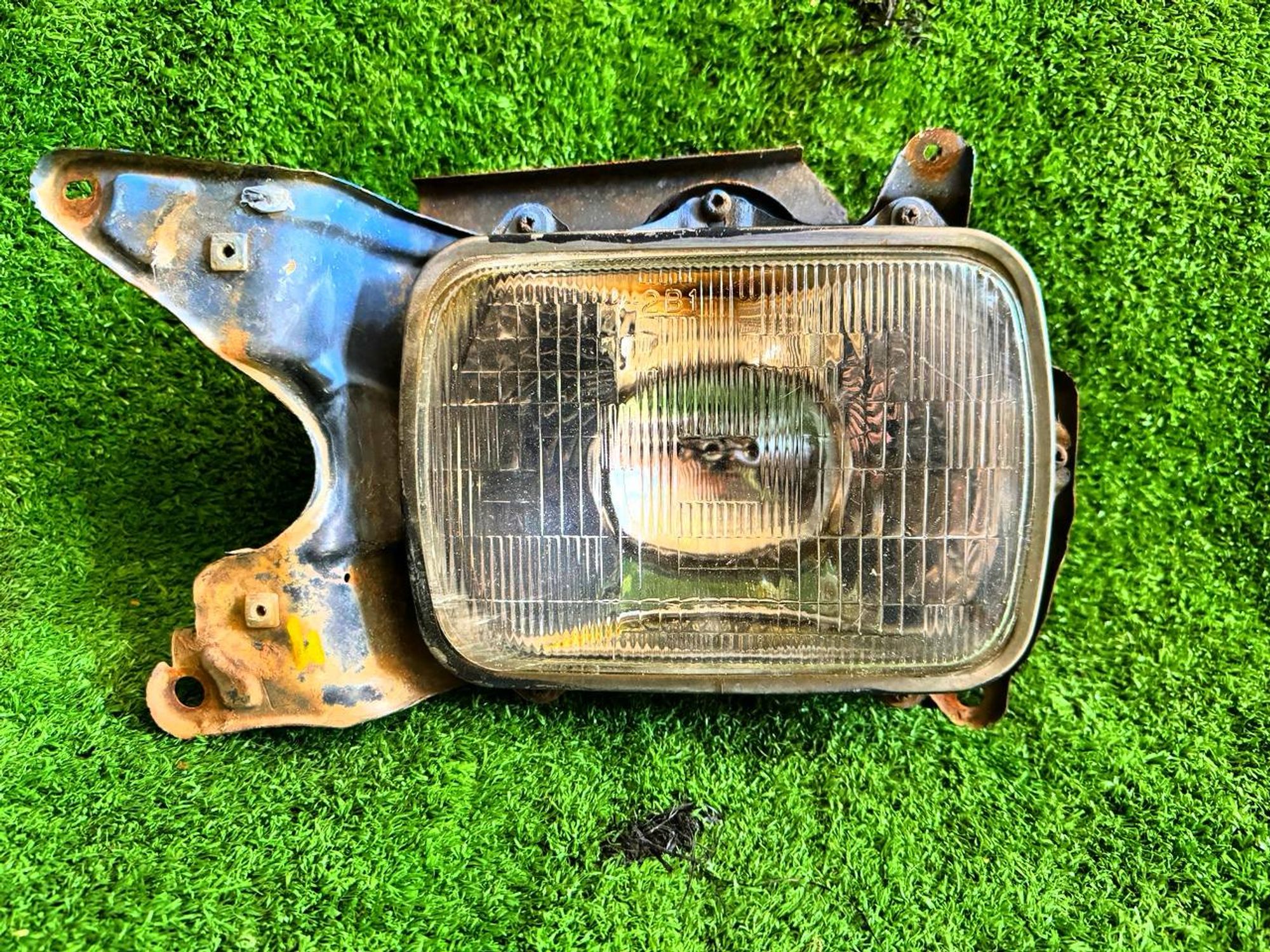 1280 фара на TOYOTA HIACE KZH106 1KZ, 8000 рублей, Невинномысск